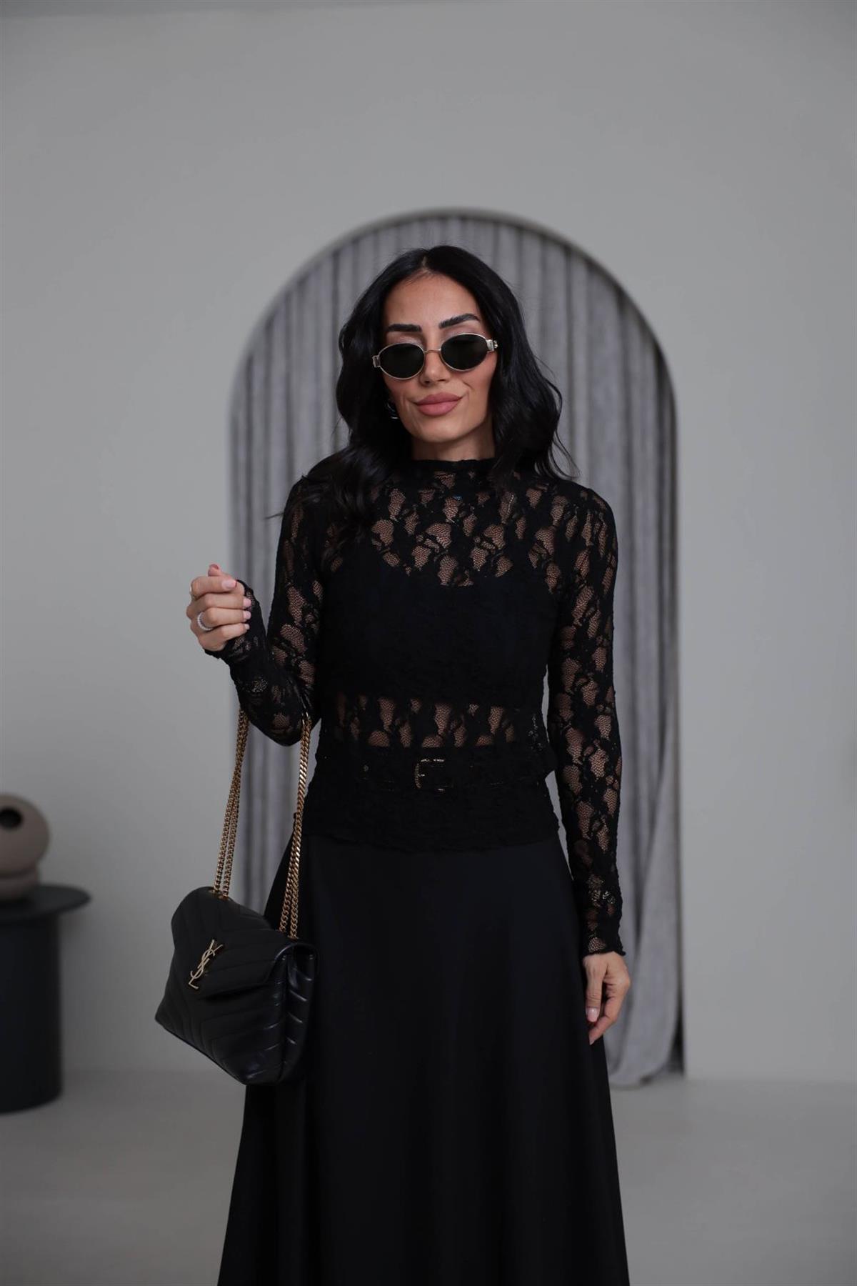 4701 Dik Yaka Dantelli Uzun Kol Bluz SİYAH