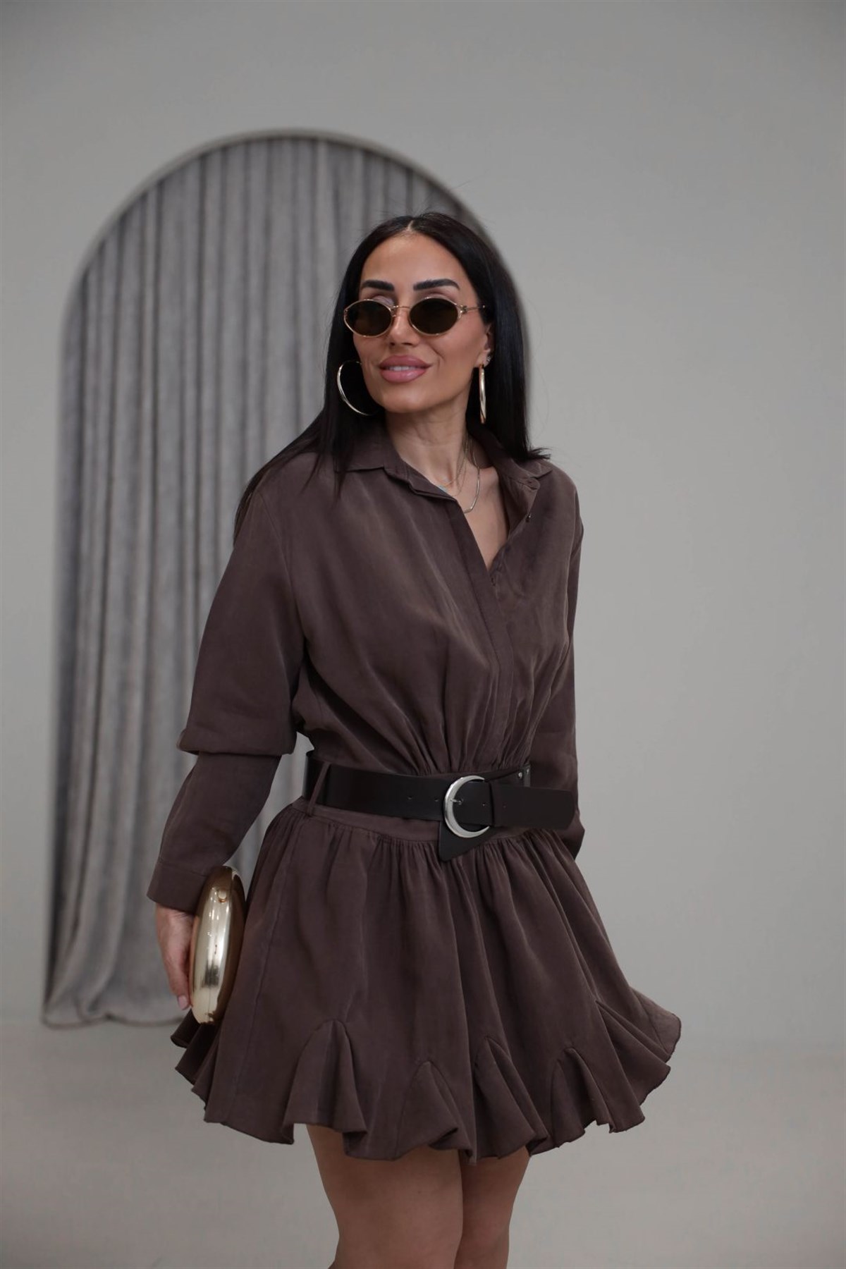 0740 Kemerli Eteği Volanlı Tensel Elbise KAHVE