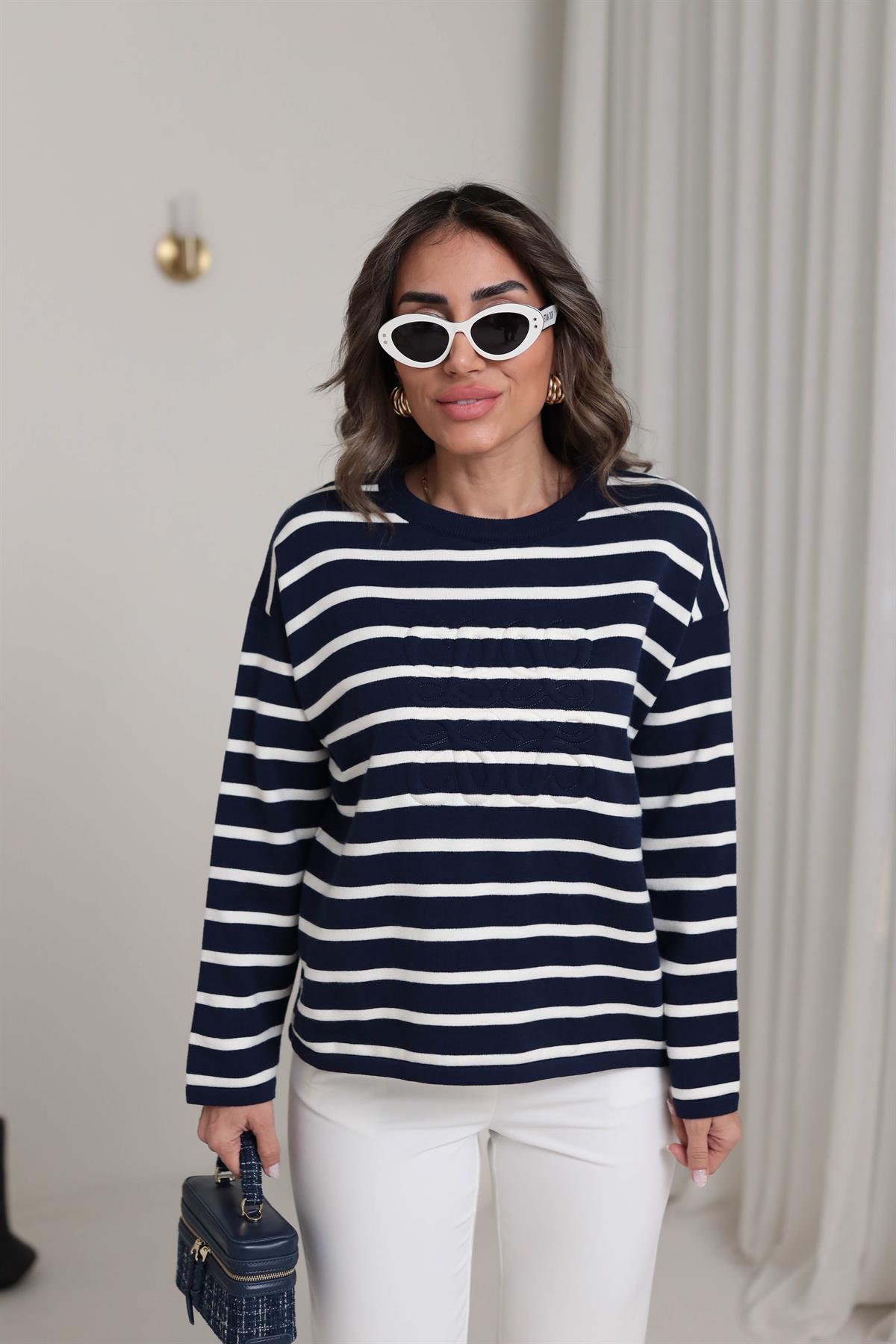 2430 Çizgili Korsman Çizgili Kazak LACİ-BEYAZ