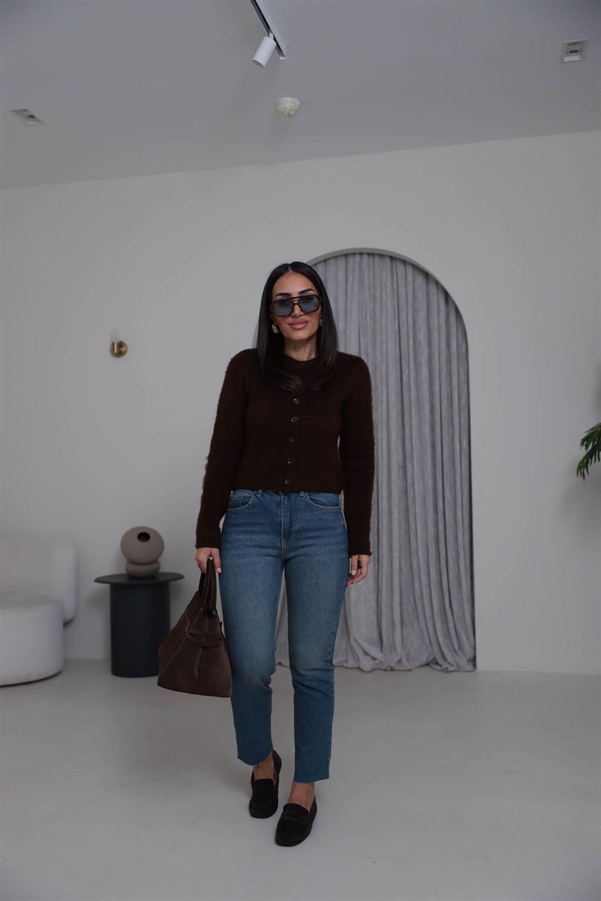 0157 Bisiklet Yaka Düğmeli Yumoş Hırka ACI KAHVE