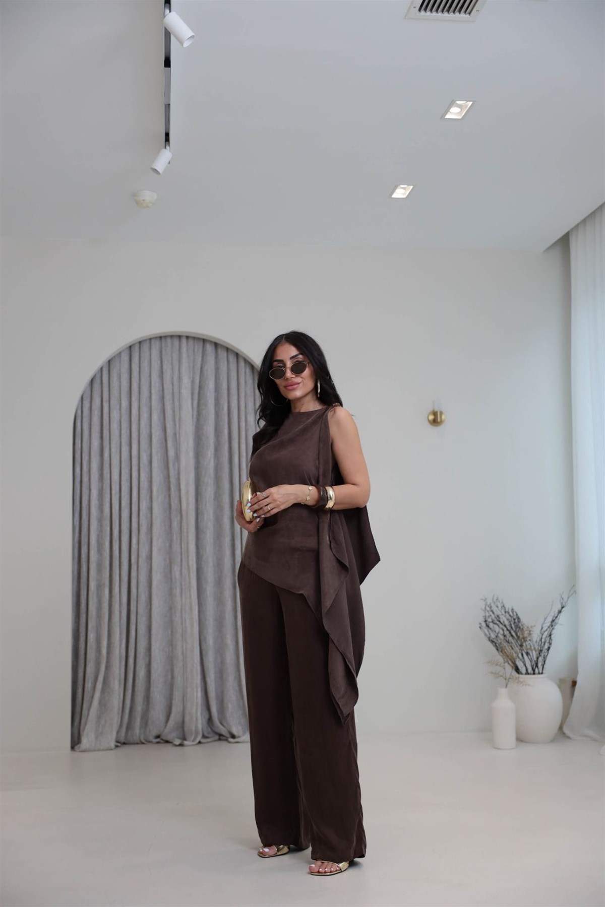 1395 Omuzu Aksesuar Detaylı Asimetrik Tencel Pantolon Takım KAHVE
