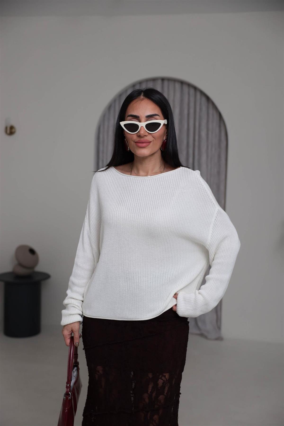 0804 Kayık Yaka Basic Triko Kazak EKRU