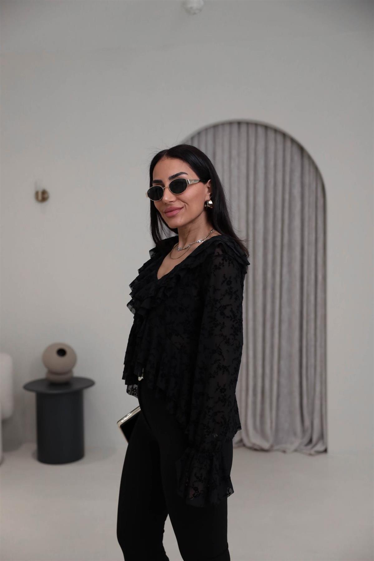 1110 Kadife Baskılı Fırfırlı Tül Bluz SİYAH