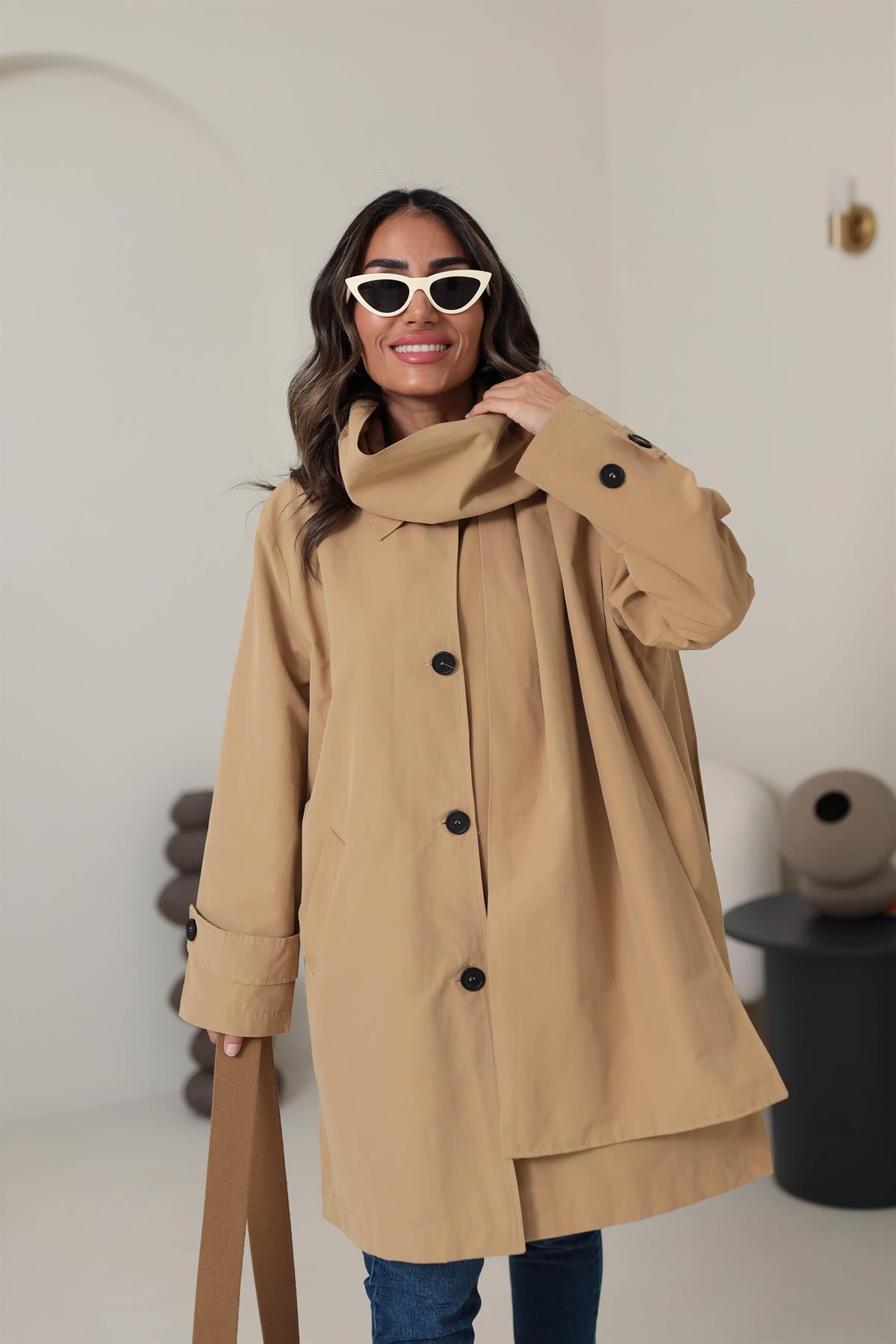 Atkı Detaylı Massi Trenchcoat