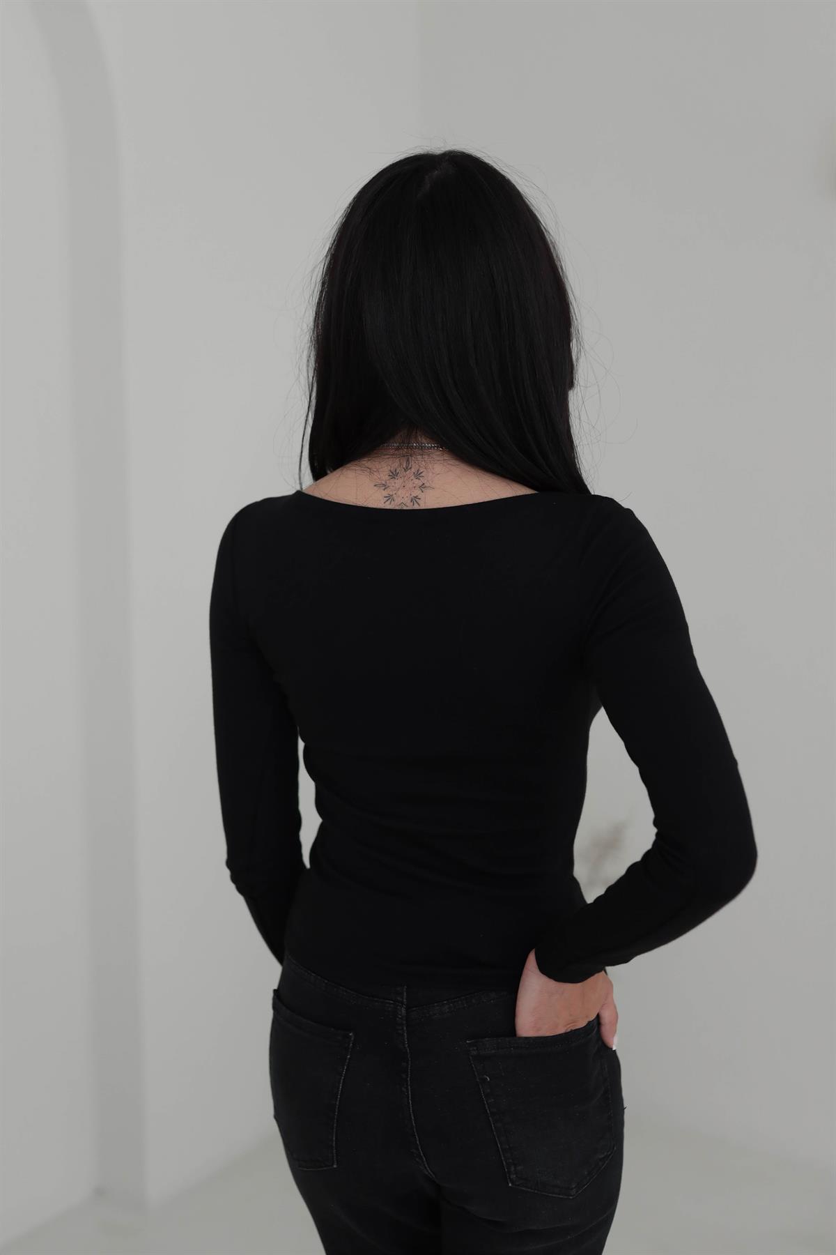 1332 Kayık Yaka Uzun Kollu Bluz SİYAH