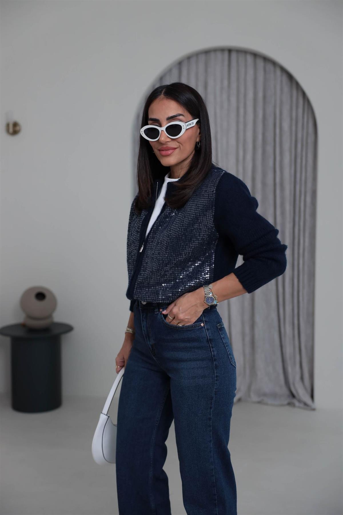 2570 Önü Pul İşlemeli Fermuarlı Hırka LACİVERT