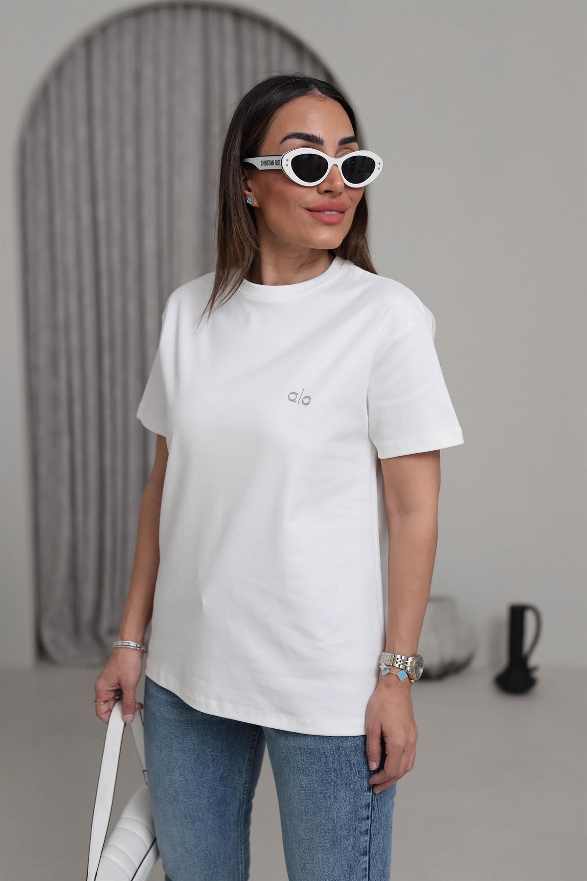 1022 Bisiklet Yaka Gümüş Yazı Detaylı Tshirt EKRU