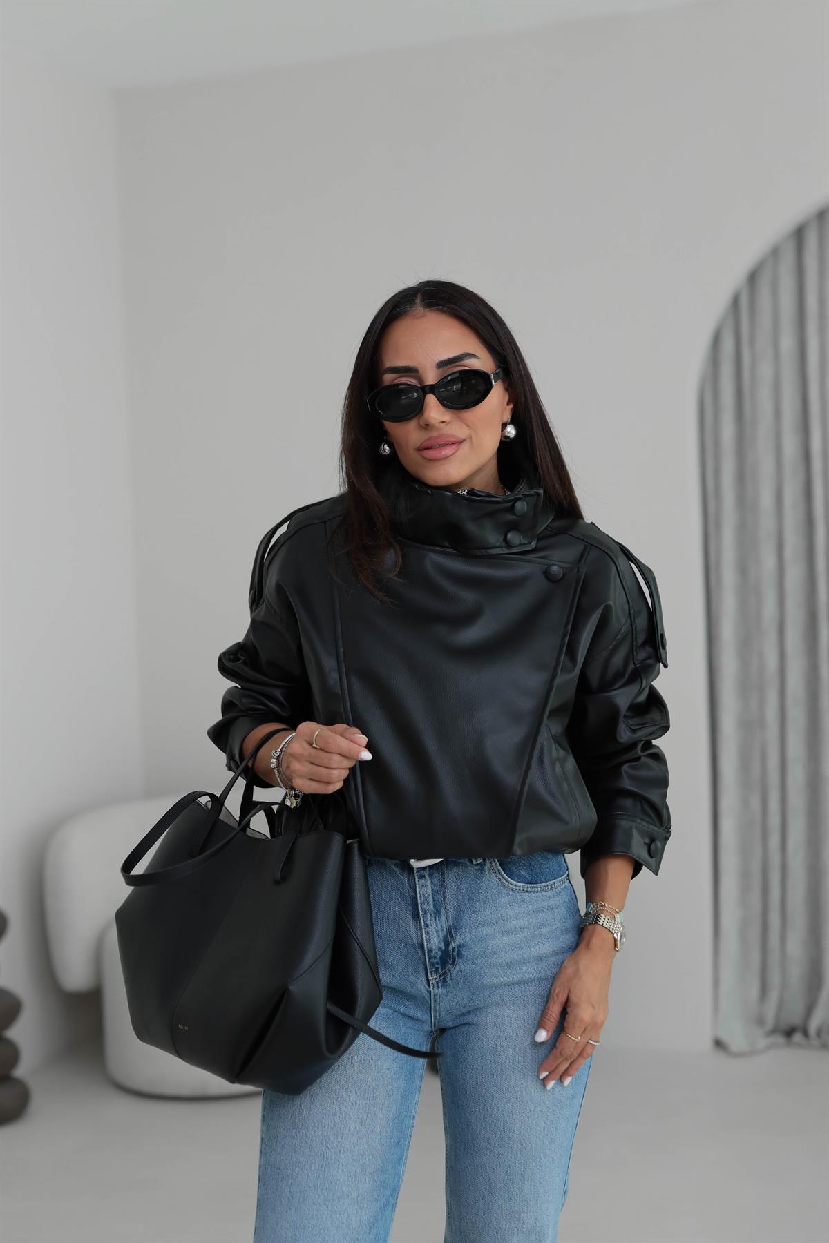 6797 Boyun Düğme Detaylı Suni Deri Ceket SİYAH