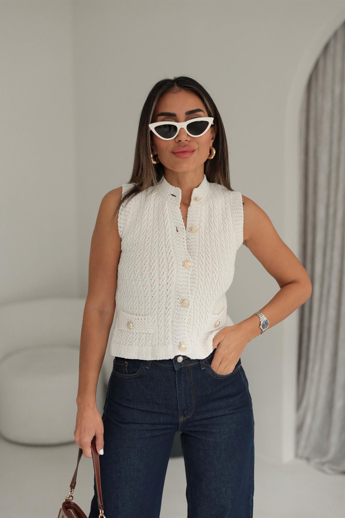 4501 Saç Örgü Detaylı Gold Düğmeli Yelek EKRU