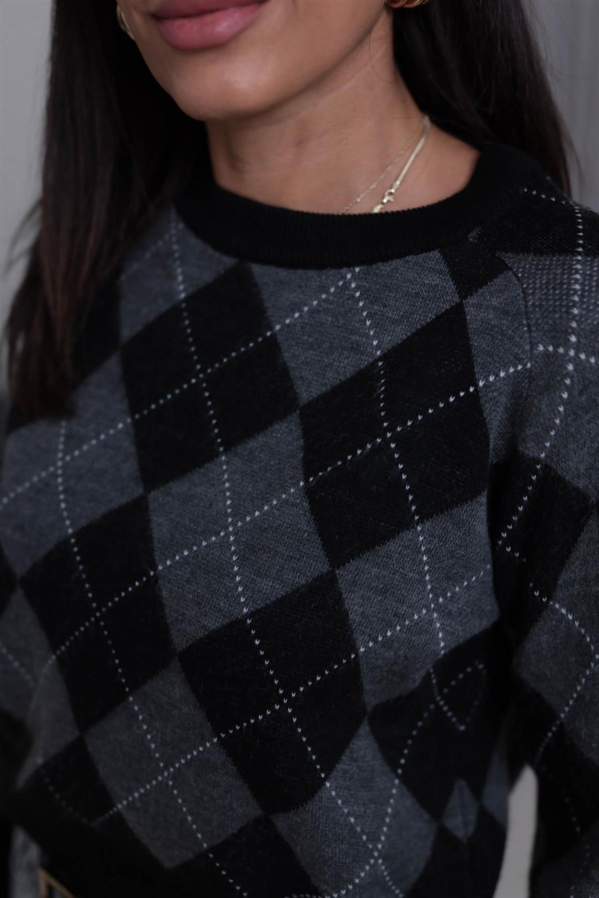 5219 Bisiklet Yaka Baklava Desen Massi Kazak SİYAH