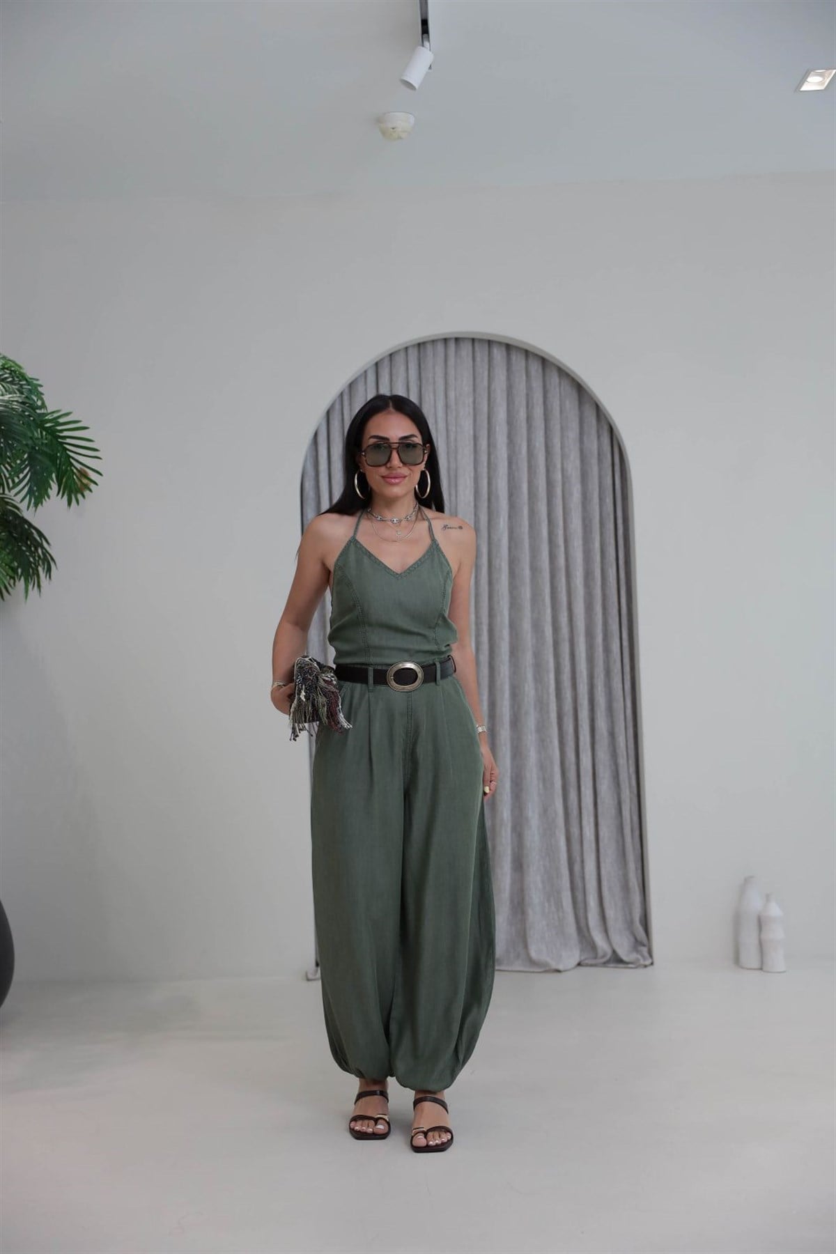 2330 Boyundan Bağlamalı Tencel Tulum HAKİ YEŞİL