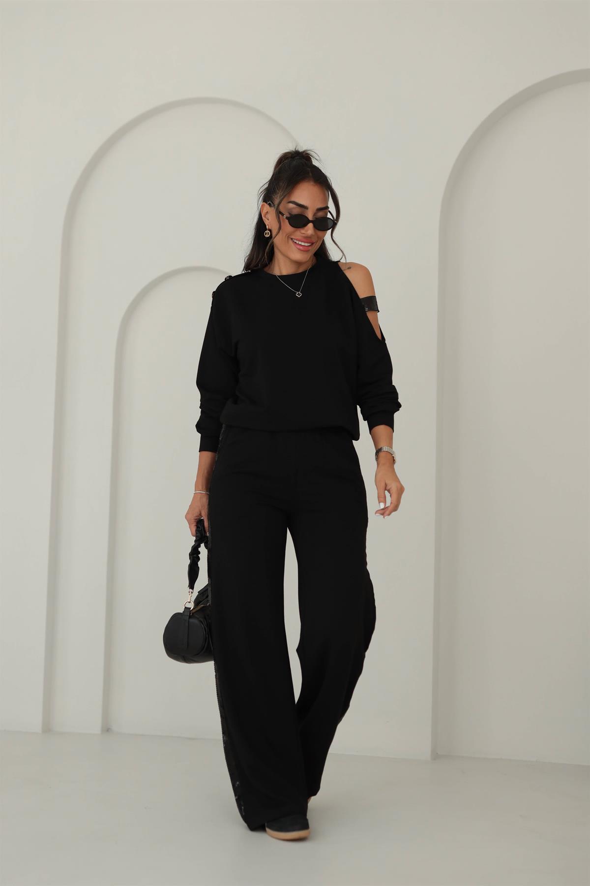 1016 Omuz Düğme ve Payet Detaylı Takım