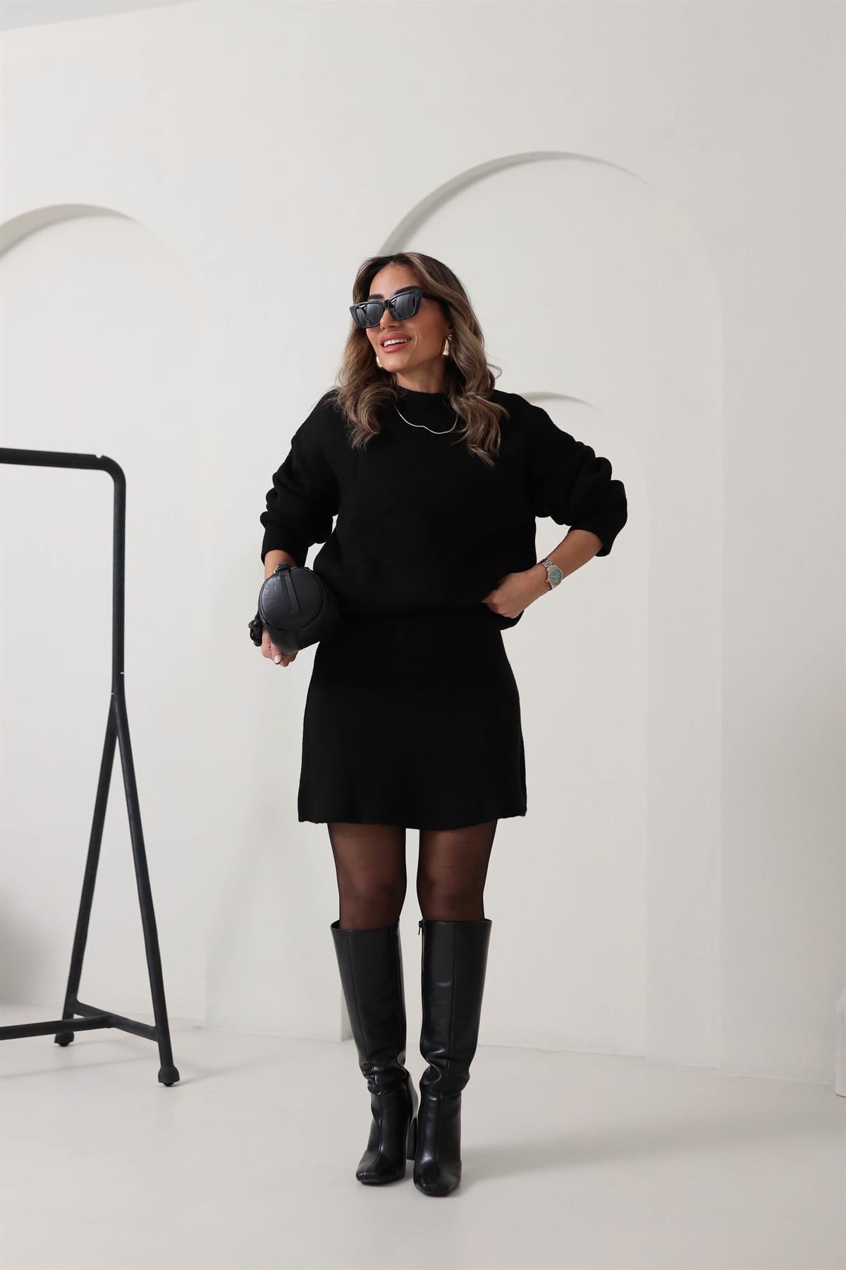 5253 Çelik Triko Etekli Takım SİYAH