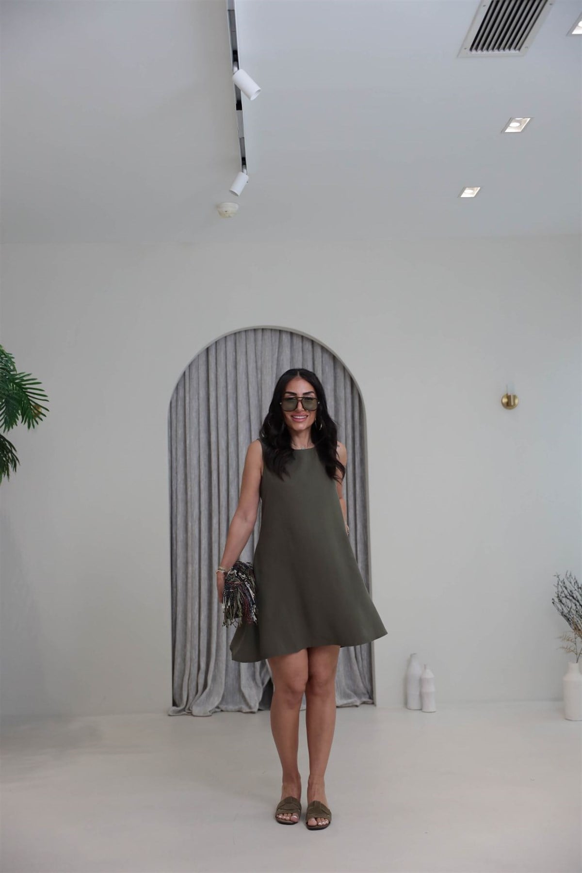 2199 Tencel Kumaş Fermuar Detaylı Elbise HAKİ YEŞİL