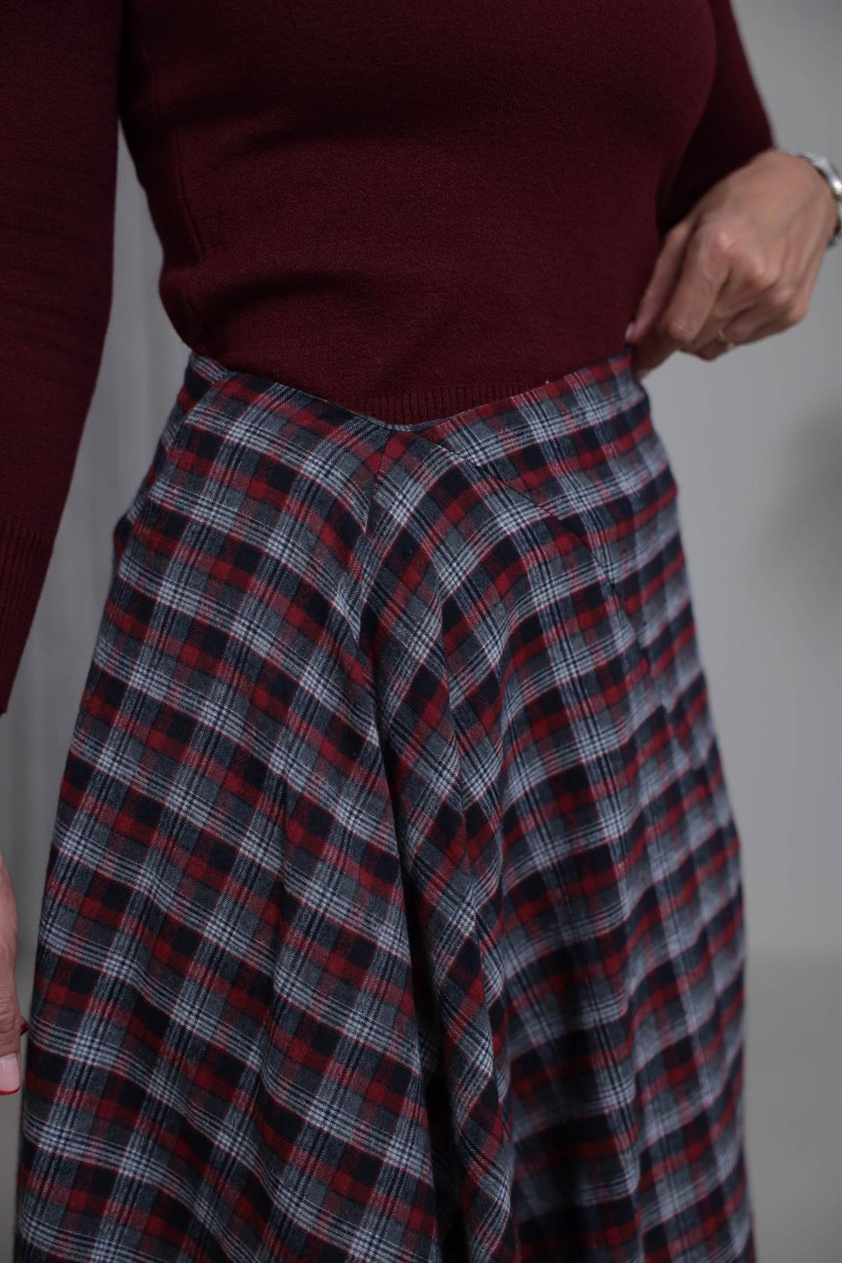 0377 Asimetrik Ekose Etek KIRMIZI