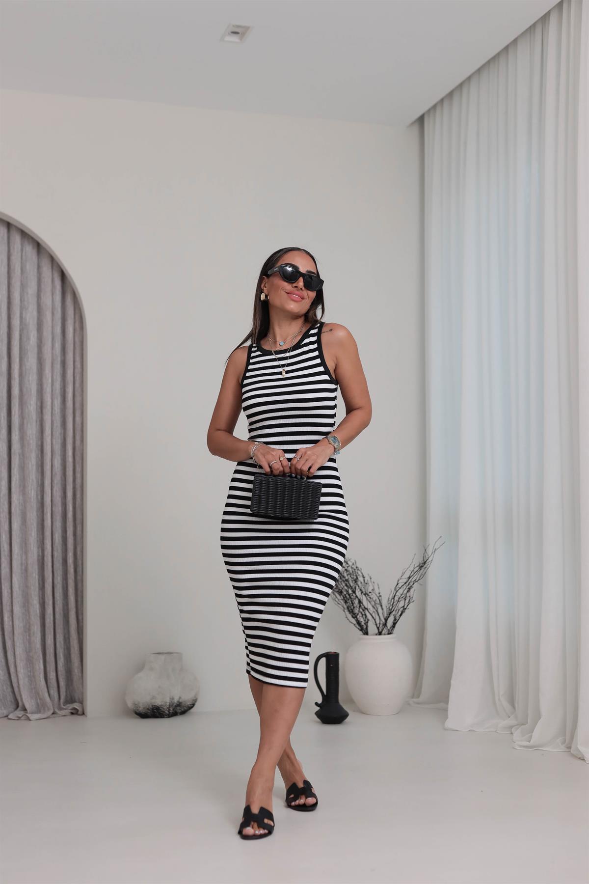 7272Y Halter Yaka Çizgili Likralı Midi Elbise SİYAHBEYAZ