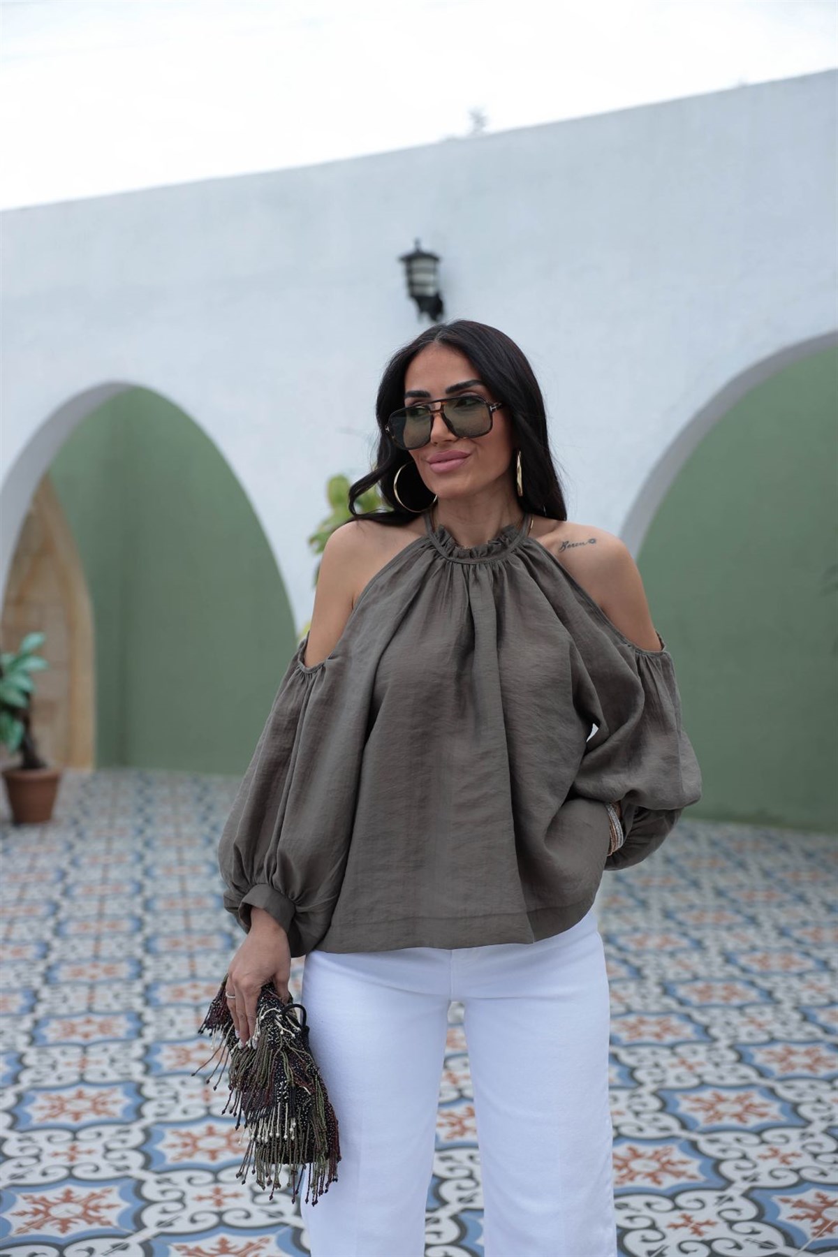 3264 Büzgülü Kol Dekolteli Bluz HAKİ YEŞİL