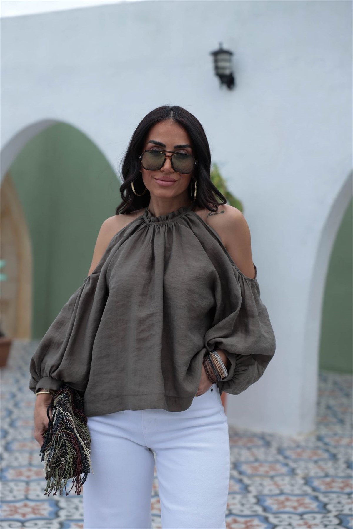 3264 Büzgülü Kol Dekolteli Bluz HAKİ YEŞİL