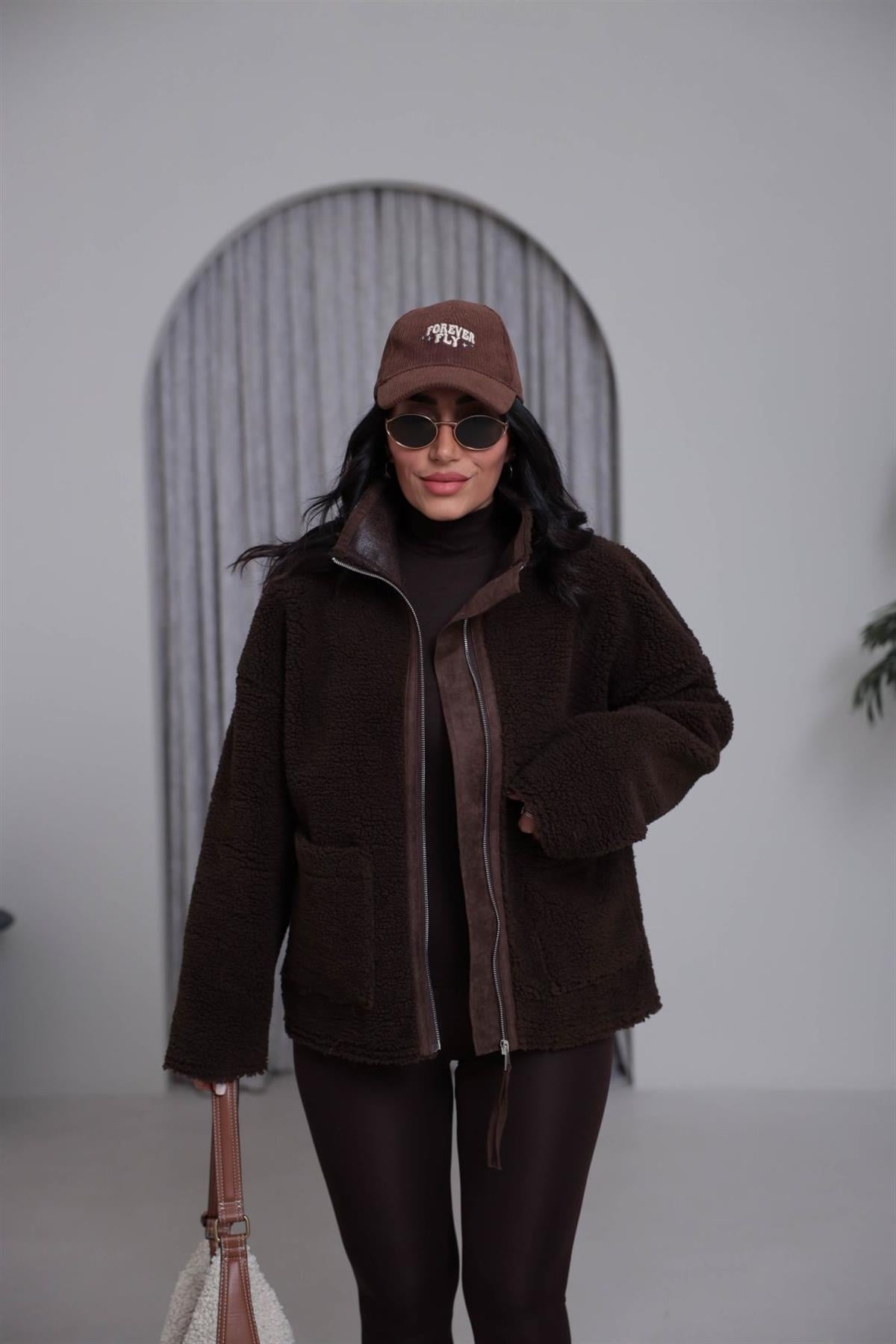 2895 Dik Yaka Fermuarlı Teddy Mont KAHVE