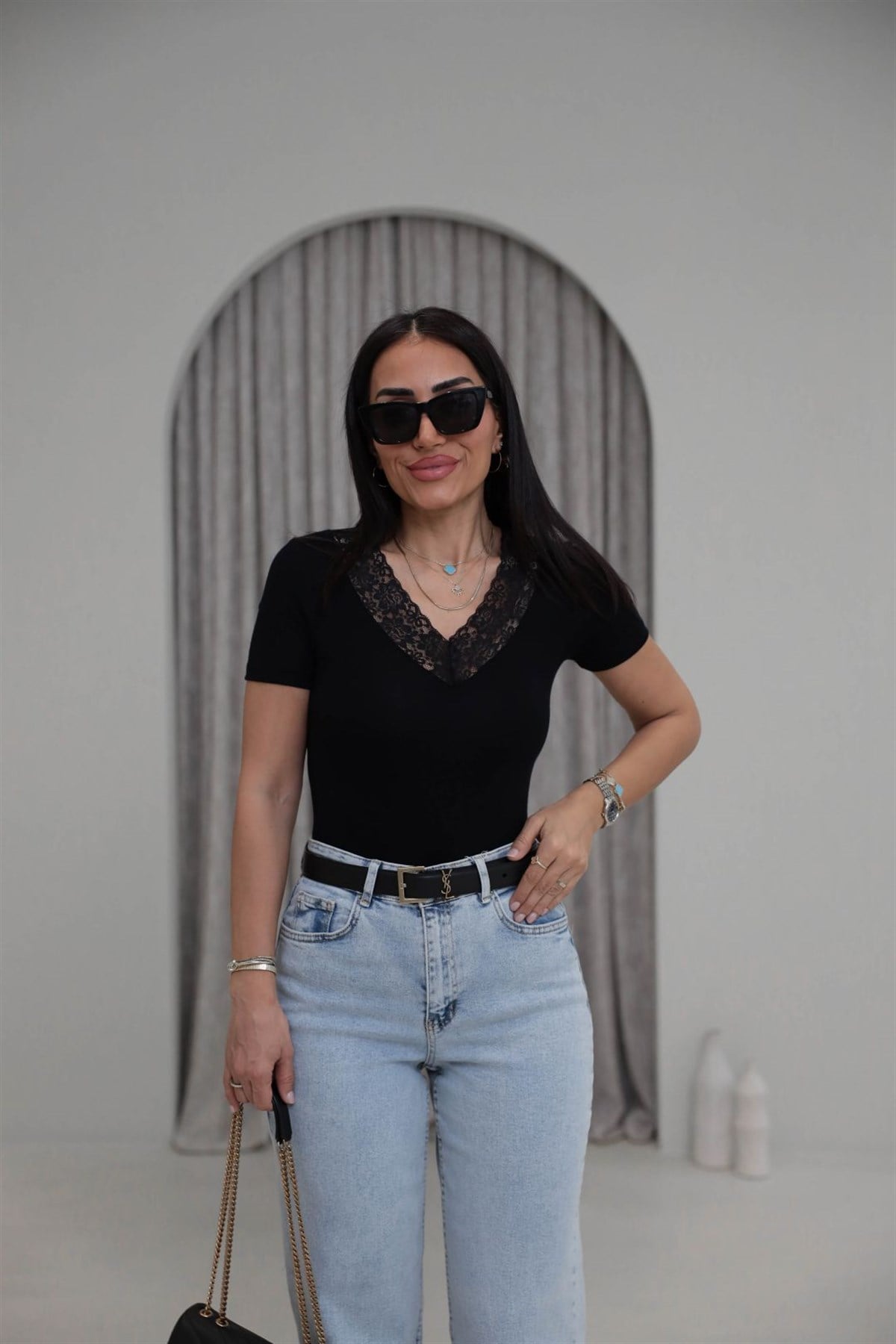 1015 V Yaka Dantelli Modal Body SİYAH