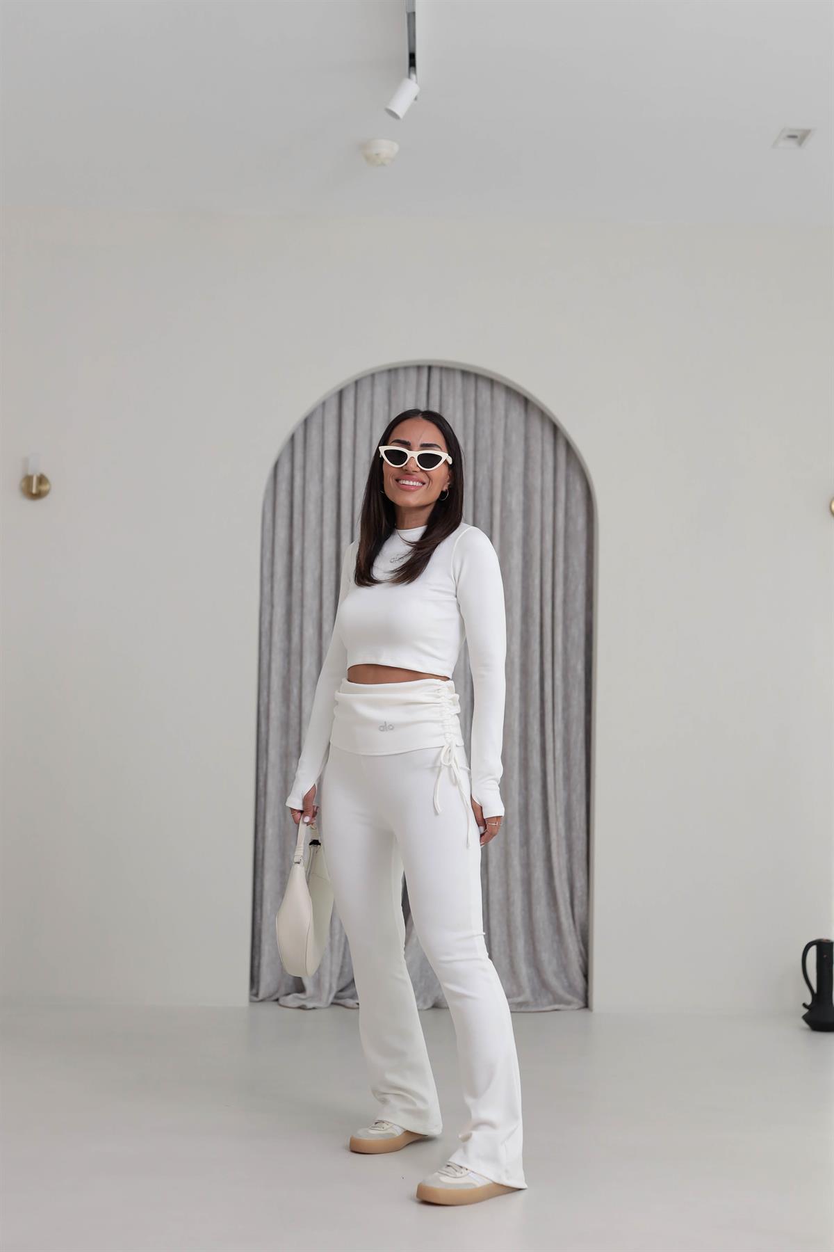 4033 Gümüş Yazı Baskılı Bel Detaylı Takım EKRU