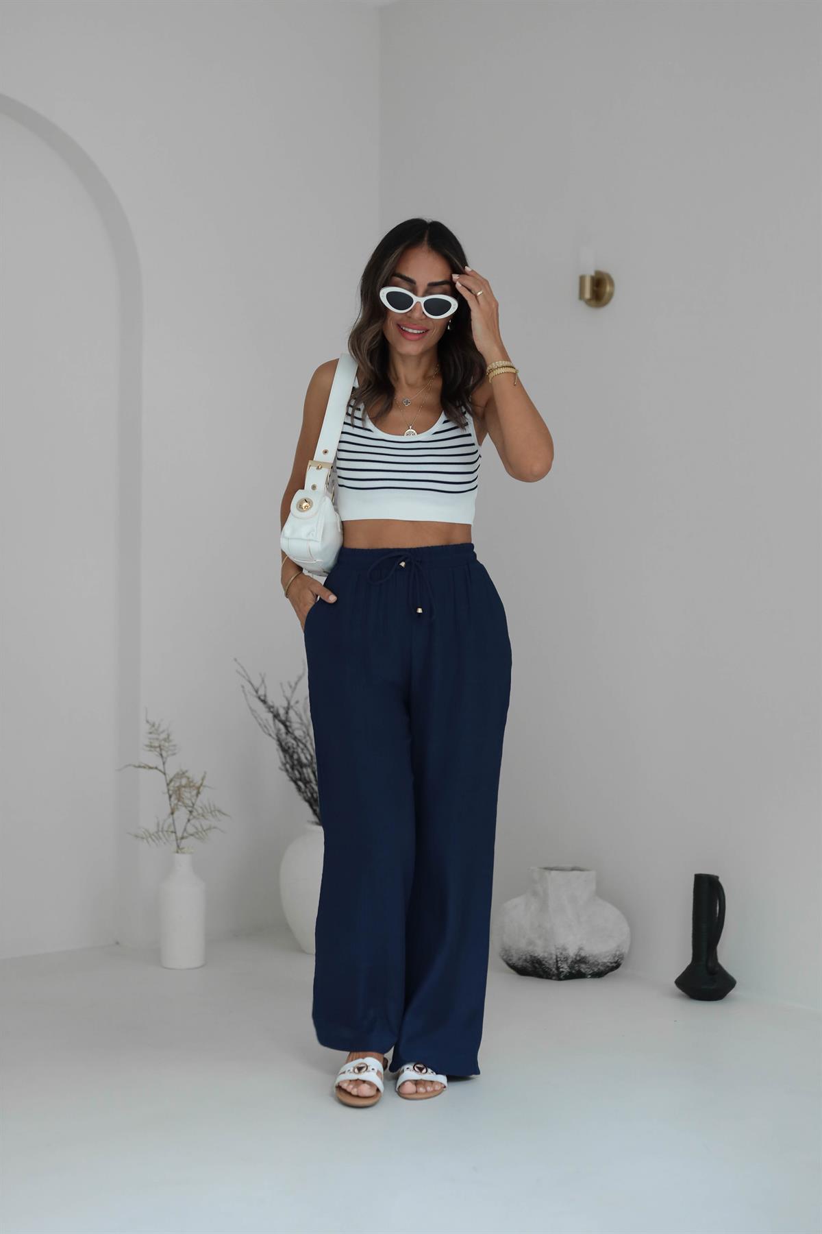 1339 Bel Lastikli Bol Kalıp Pantolon