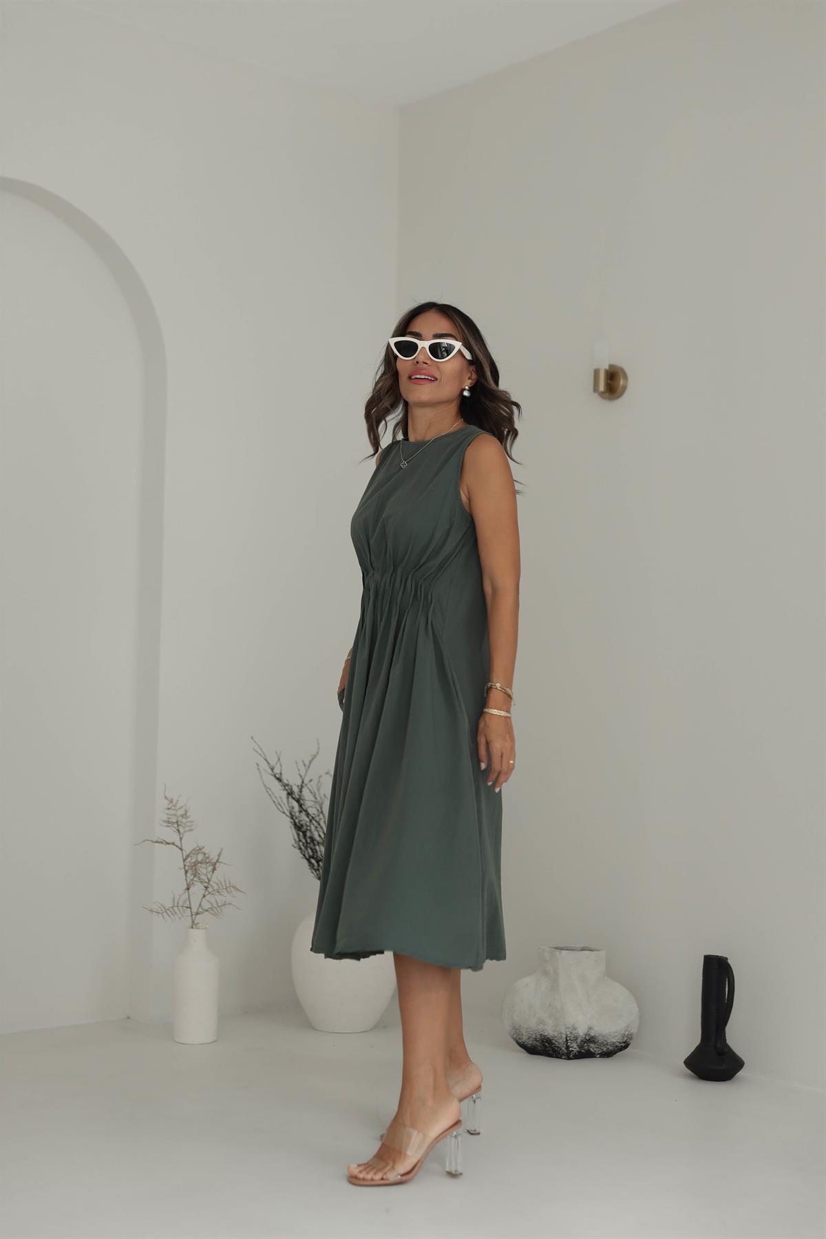 1620 Önden Büzgü Detaylı Elbise