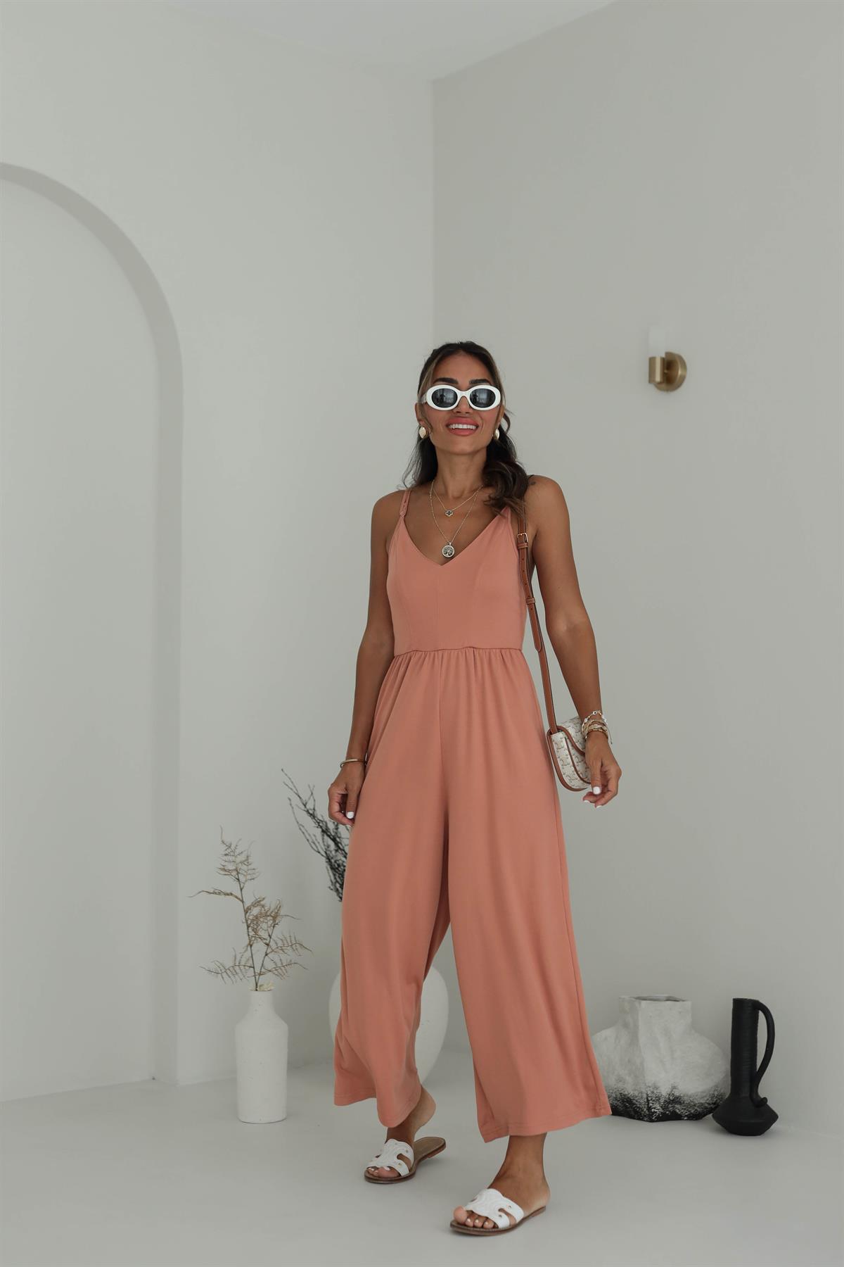 V Yaka İp Askılı Tulum