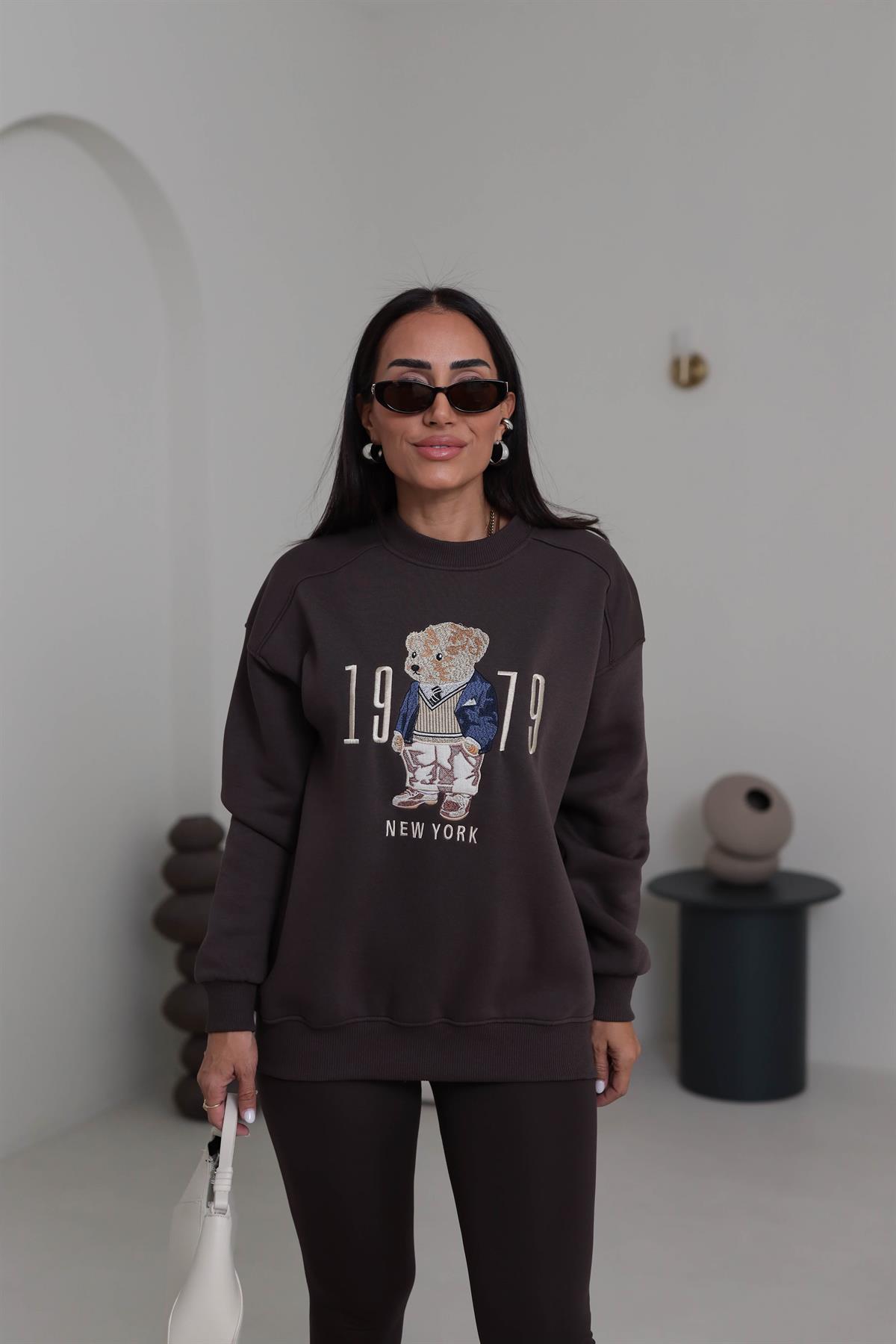 0417 Bisiklet Yaka Şardonlu Teddy Baskılı Sweatshirt ACI KAHVE