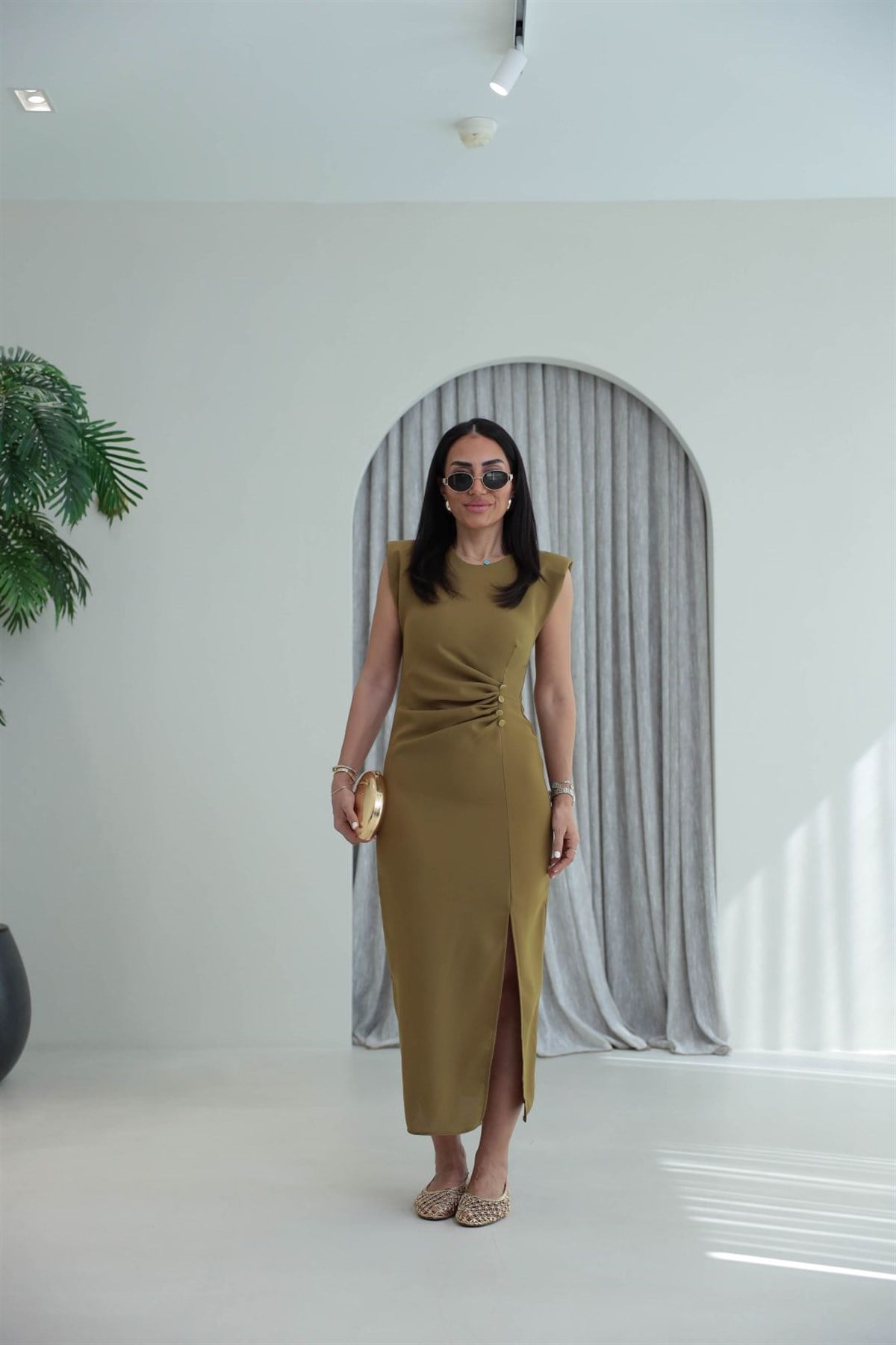 3870 Sıfır Kol Vatkalı Drapeli Elbise OLİVE