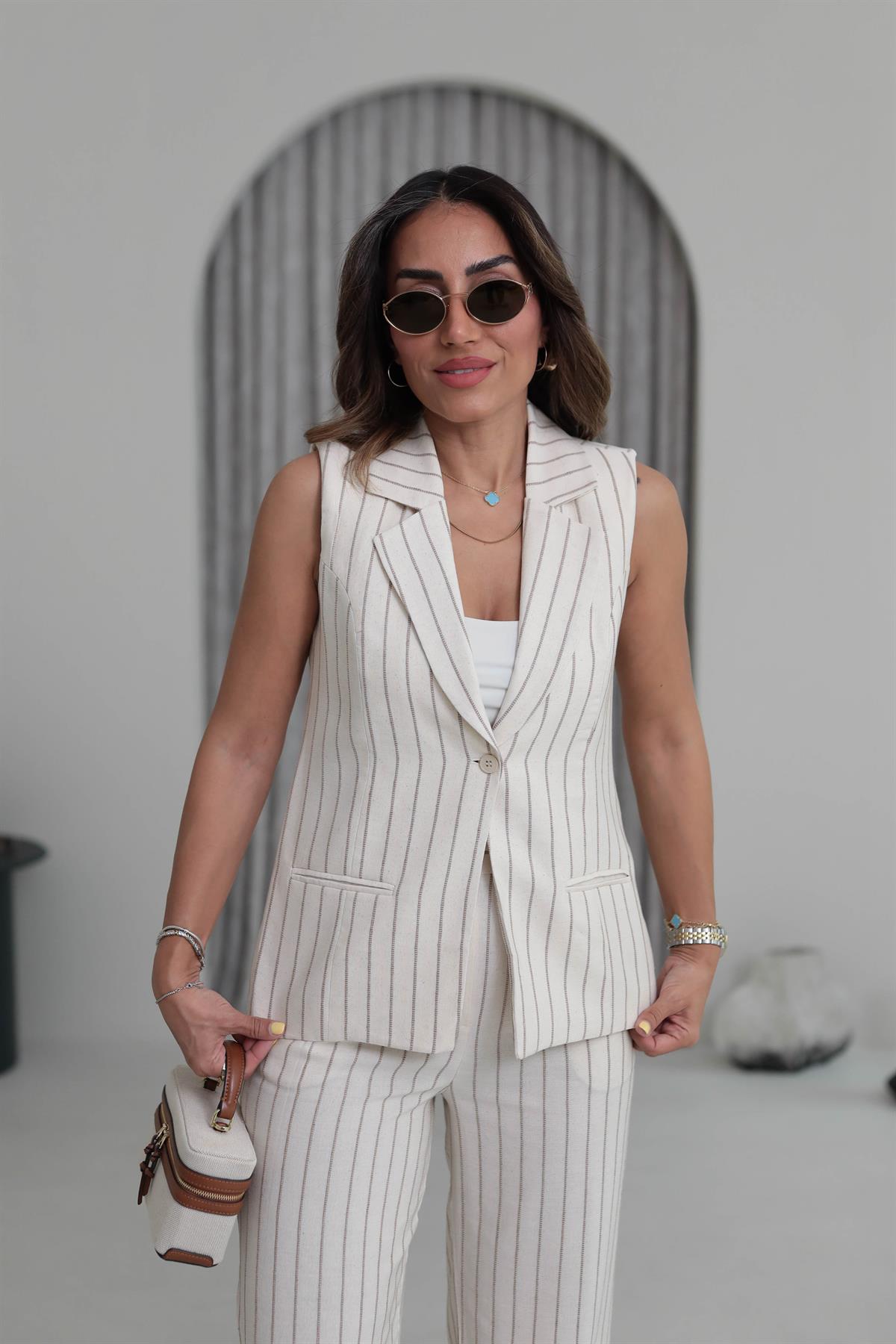 8669 Tek Düğmeli Çizgili Keten Yelek & Pantolon Takım VİZON