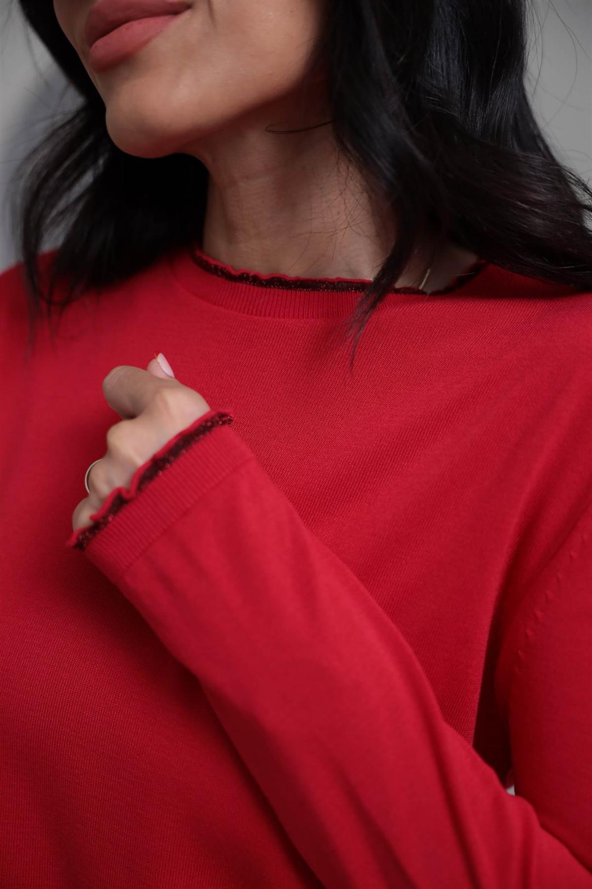 104 Yaka Kol Fırfır Detay Viskon Triko Bluz KIRMIZI