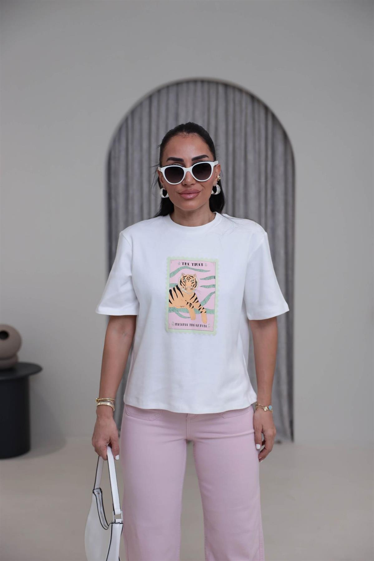 8174 Bisiklet Yaka Kaplan Baskılı Tshirt EKRU