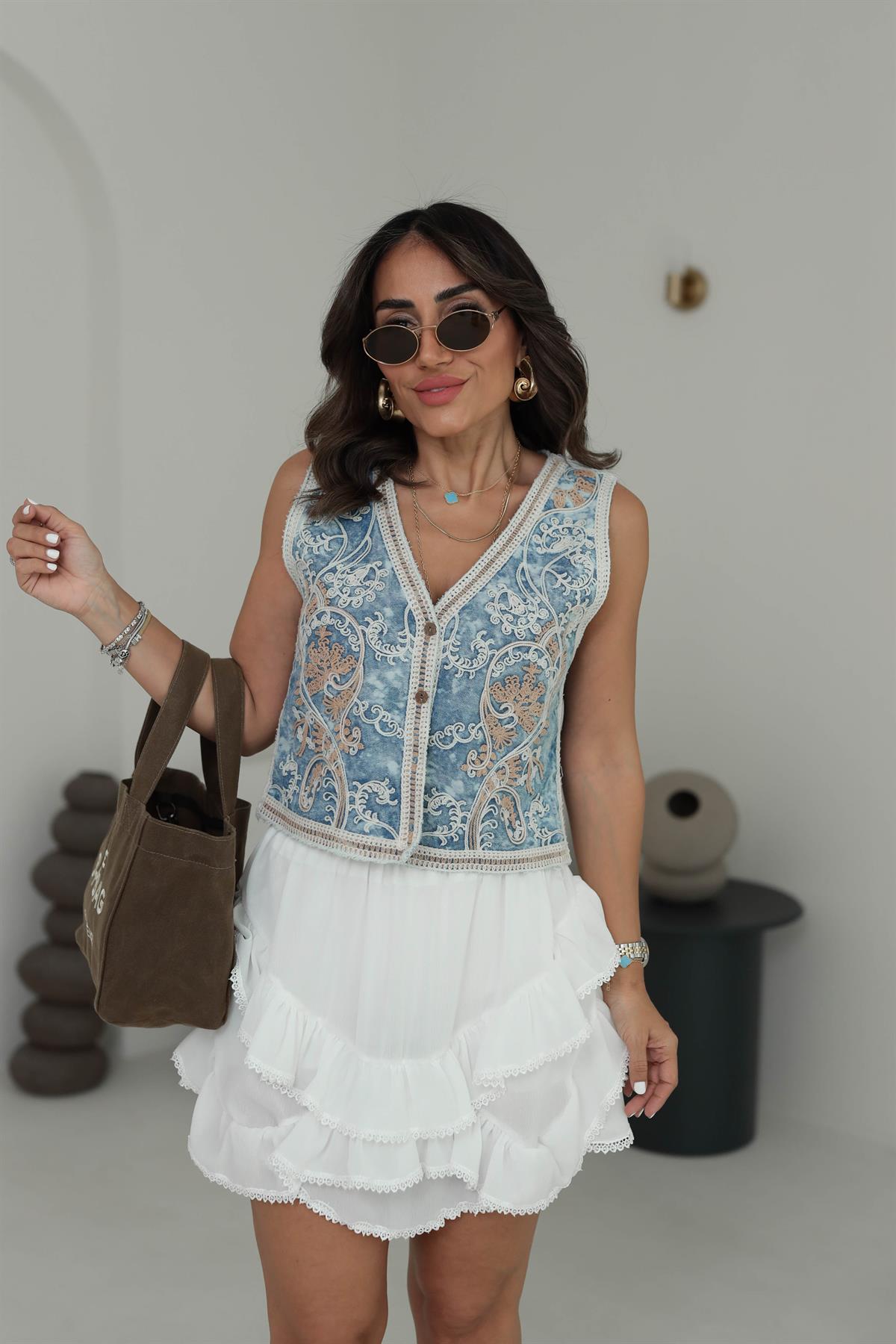 8395 Tasarım İşlemeli Pamuklu Dokuma Yelek MAVİ