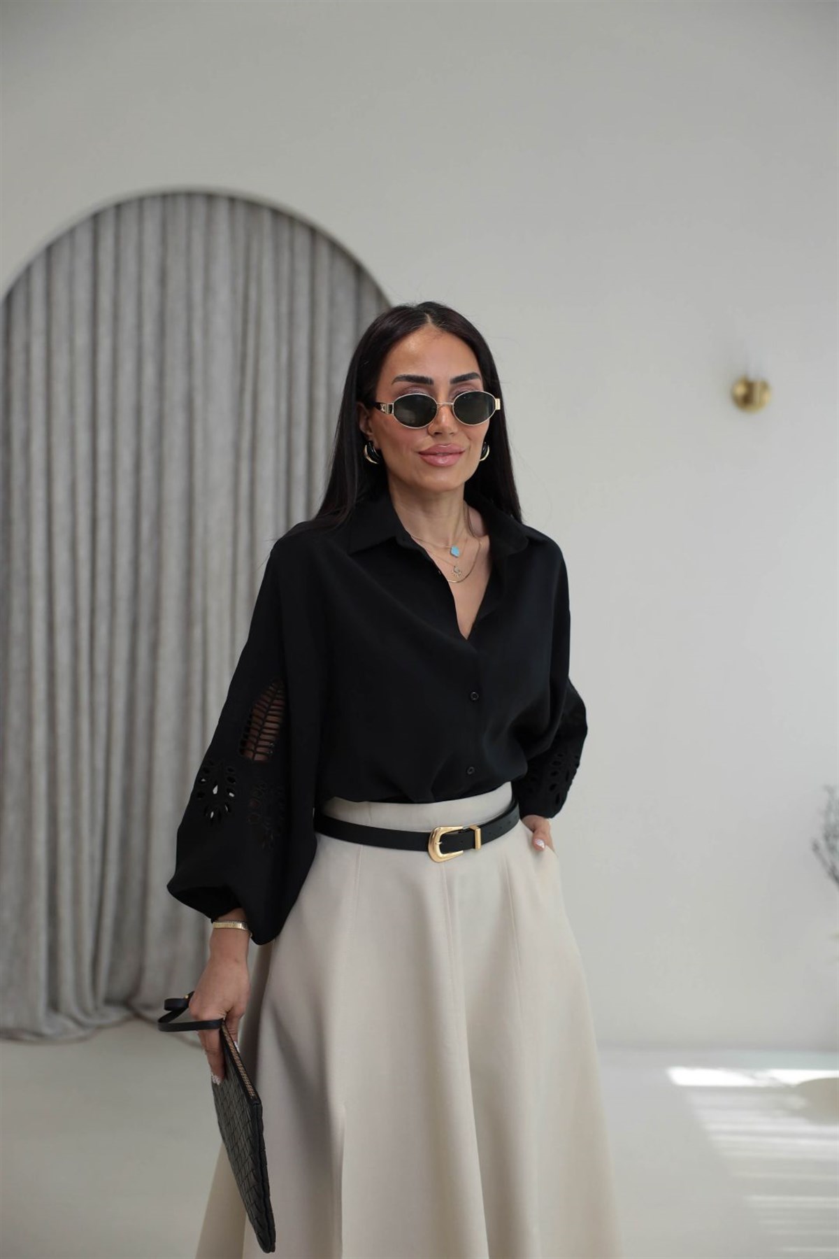 Kolları Fisto Detaylı Gömlek SİYAH