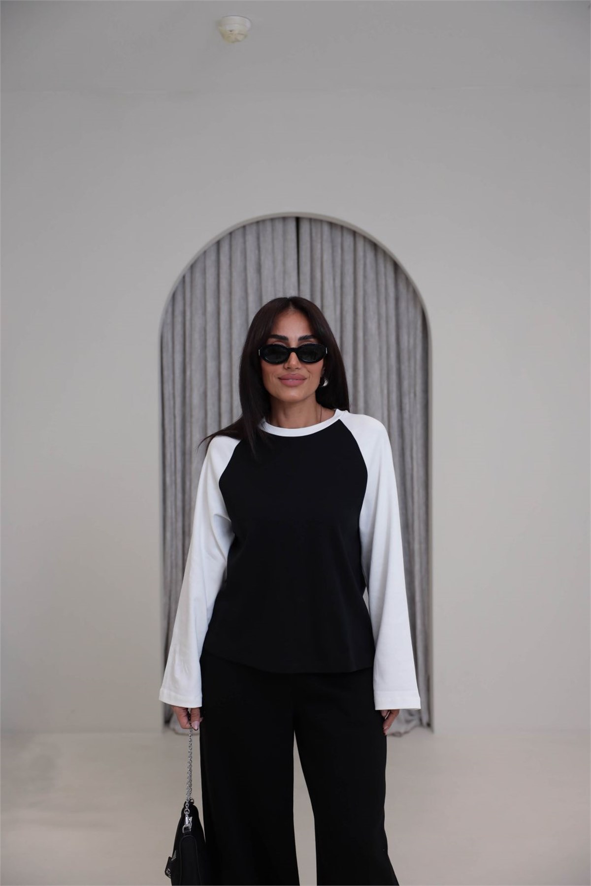 4271 Reglan Kol Kontrastlı Bisiklet yaka Bluz SİYAH