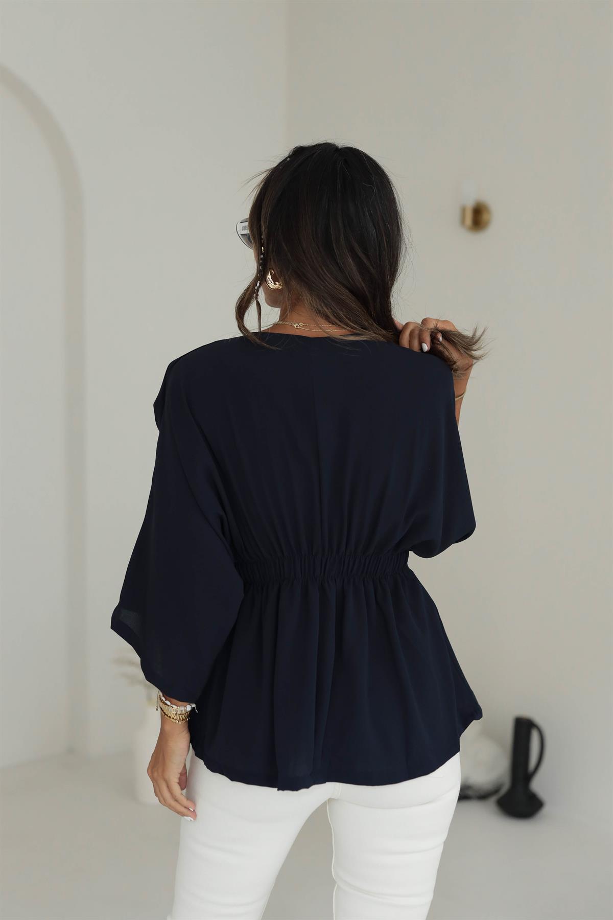 V Yaka Yarasa Kol Beli Lastikli Bluz