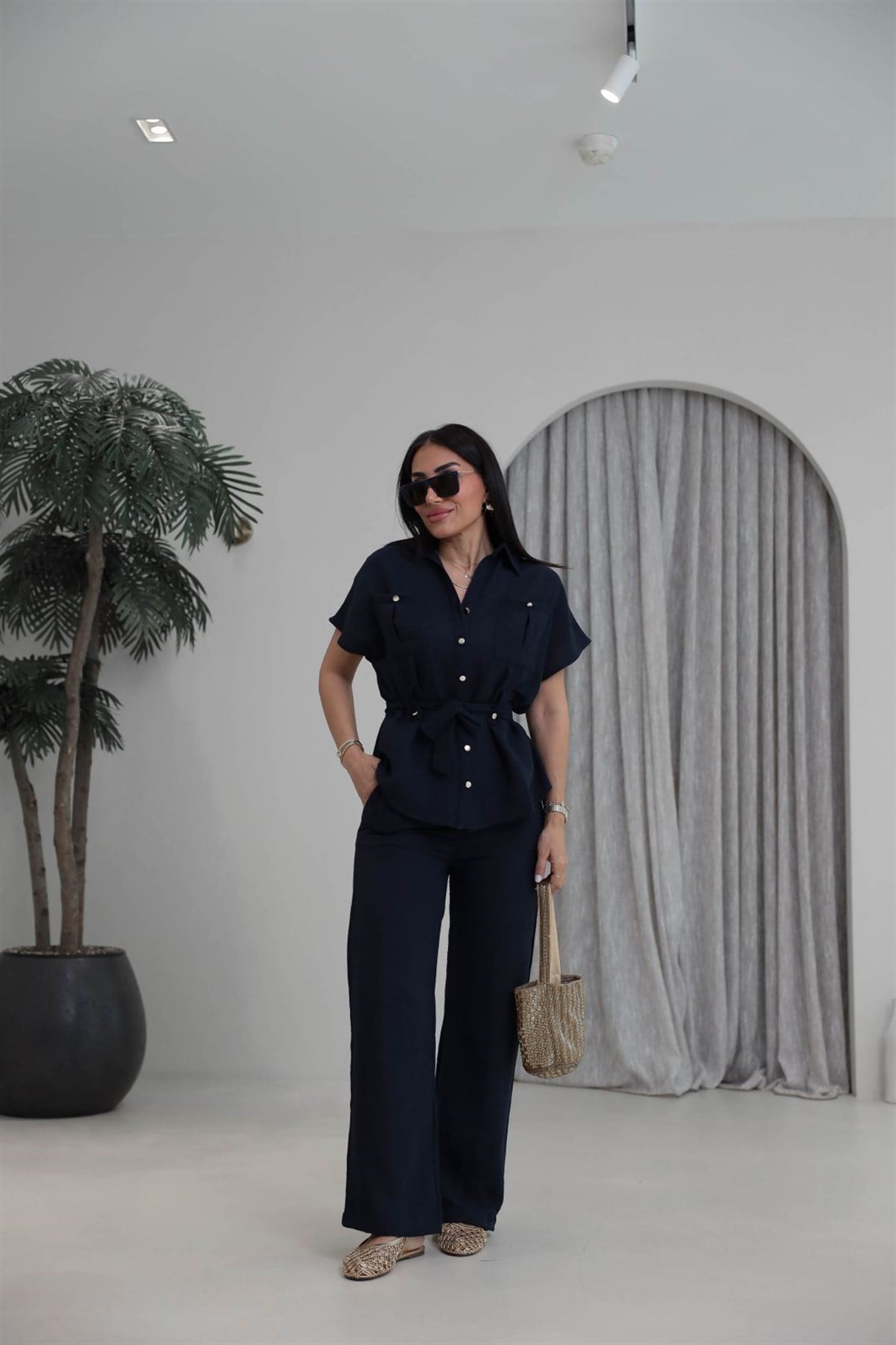 7122 Kuşaklı Gold Düğmeli Keten Takım LACİVERT