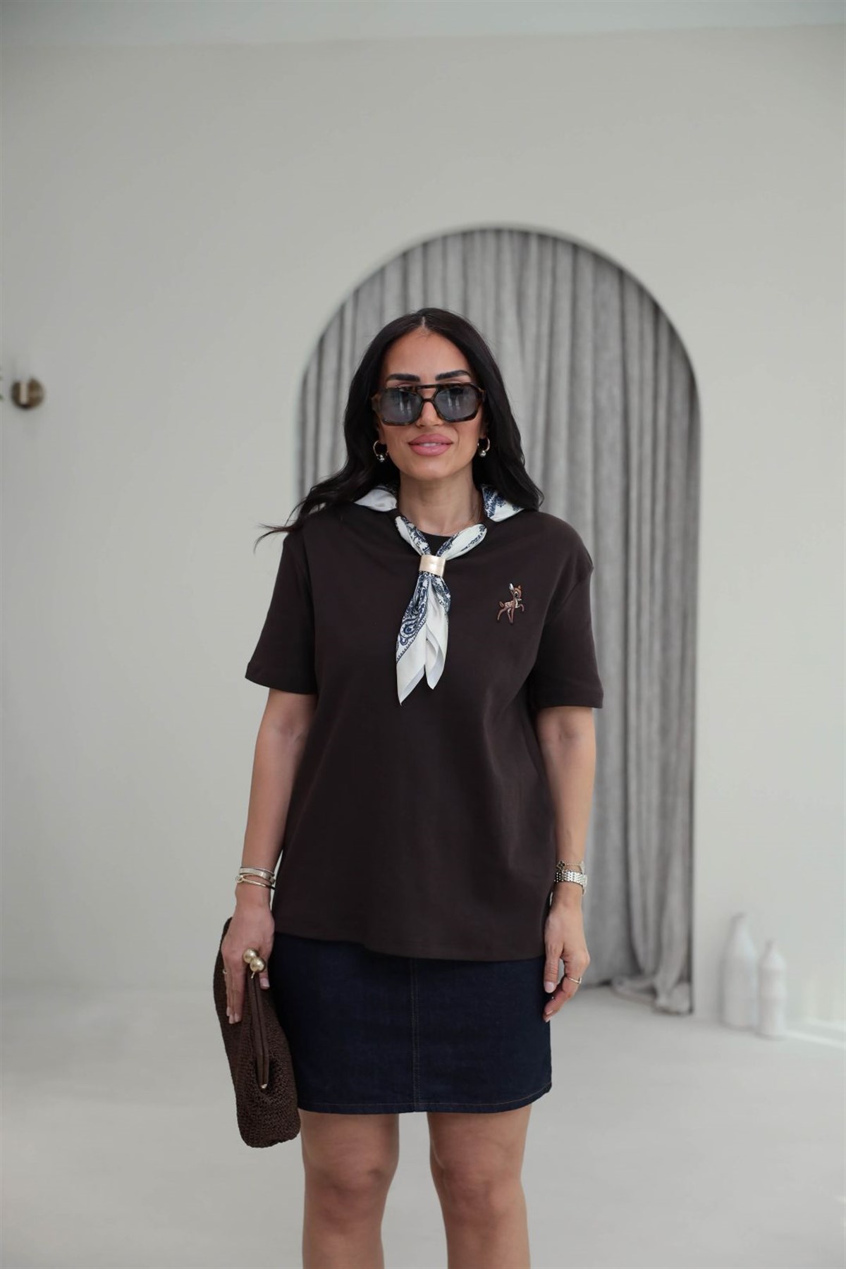 1140 Fular Detaylı Nakışlı Tshirt ACI KAHVE