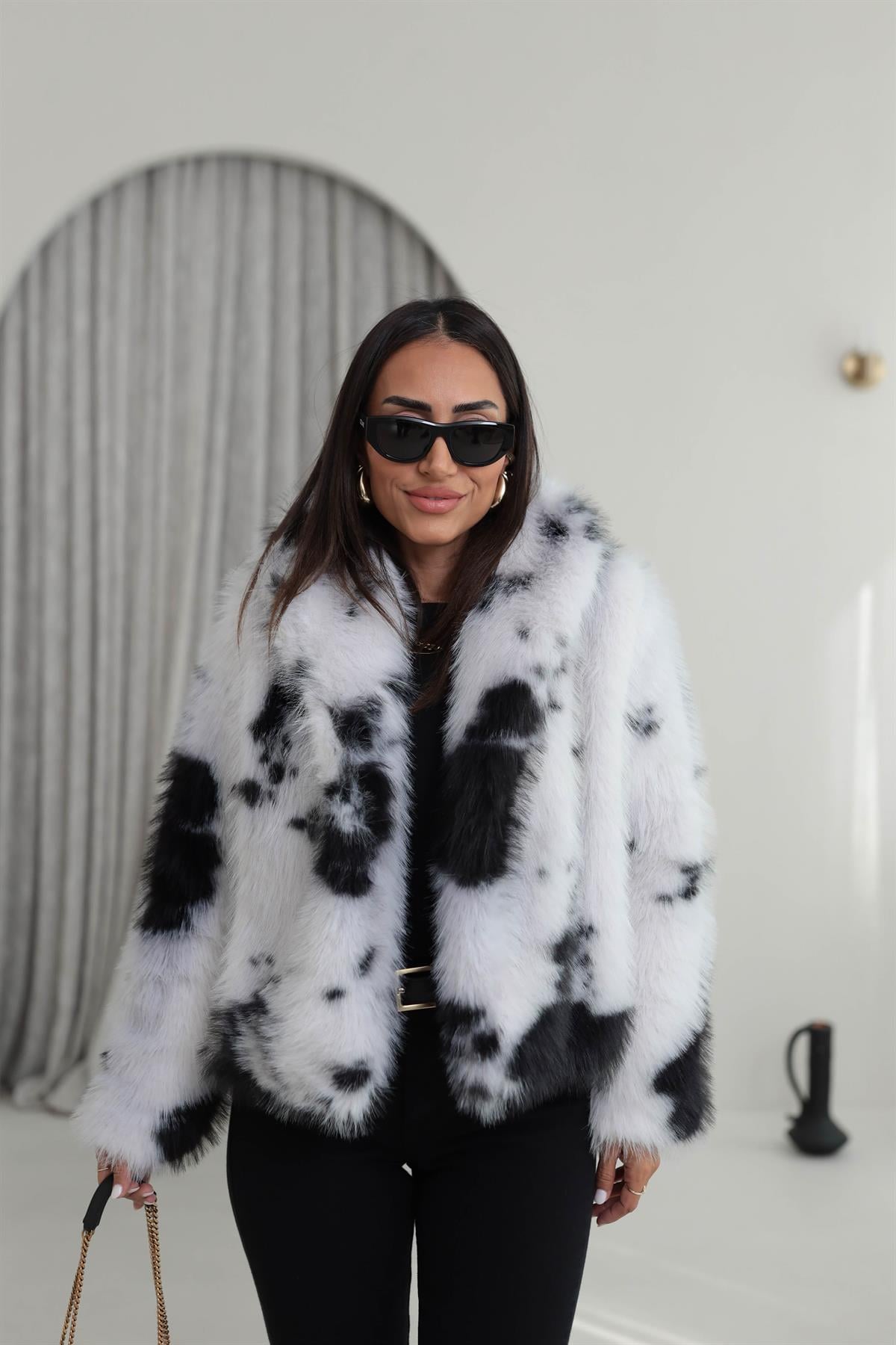 7606 Desenli Kürk Mont SİYAH