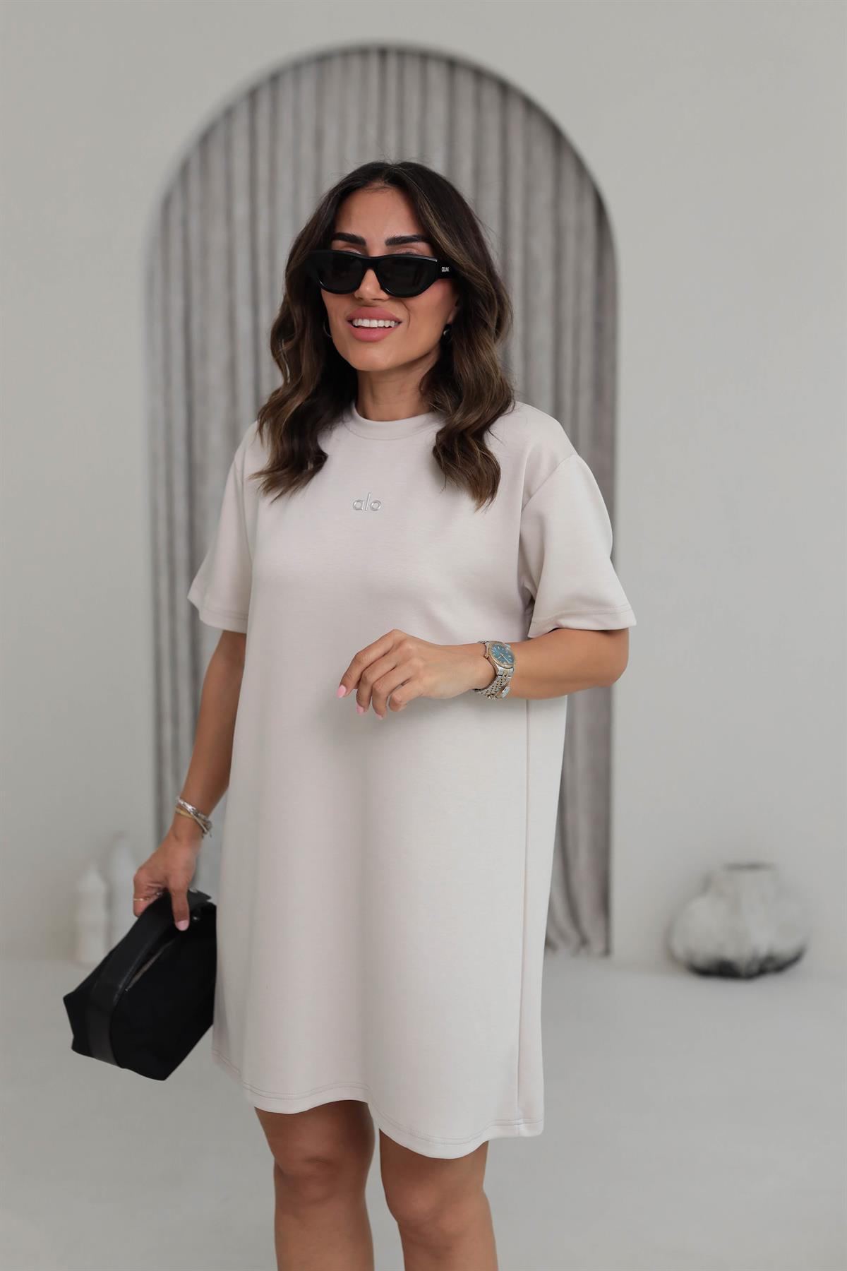 1570 Baskılı Modal Kumaş Rahat Kalıp Elbise BEJ