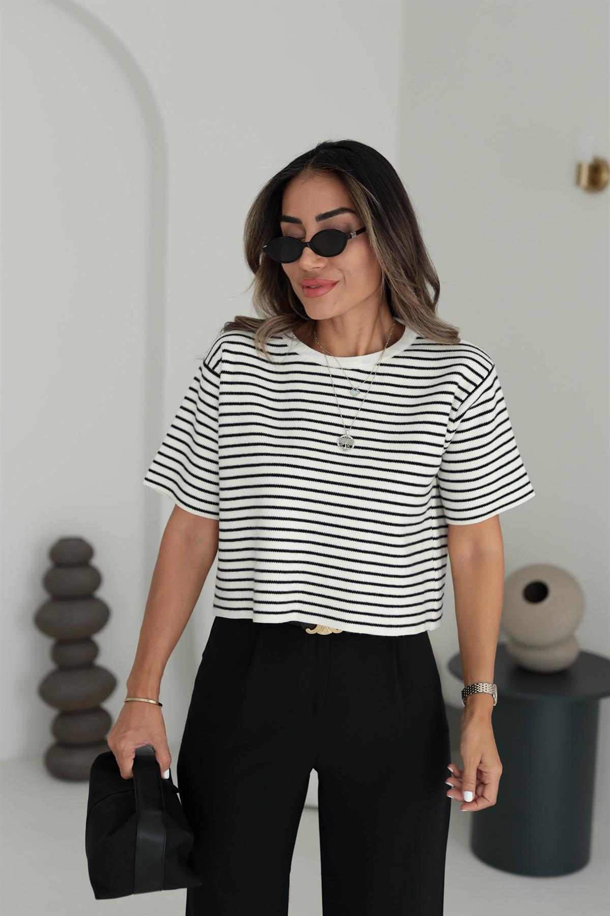 4462 Çizgili Yumuşak Doku Kısa Kol Triko