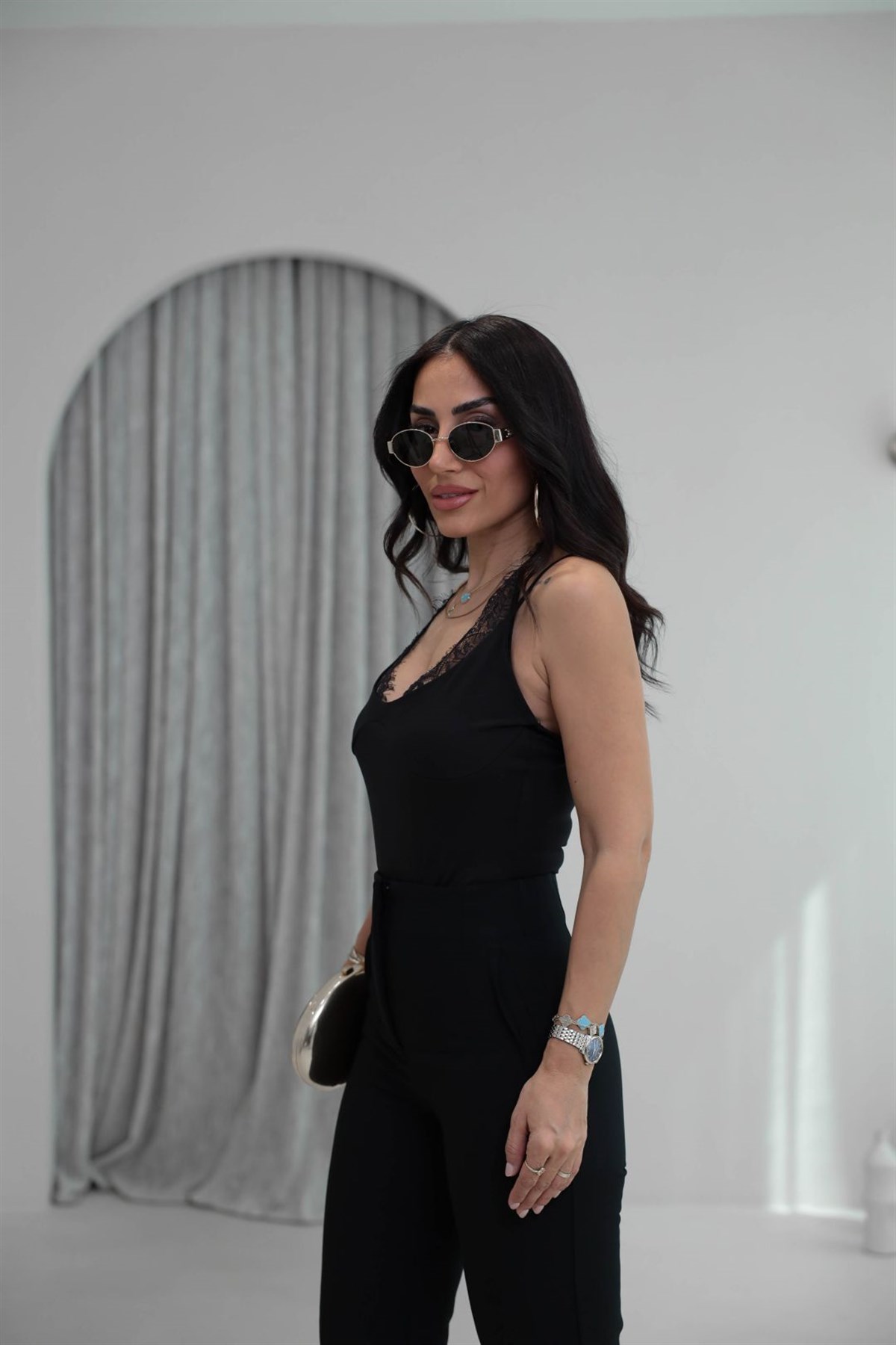 Dantel Detay Boyundan Bağlamalı Bodysuit SİYAH