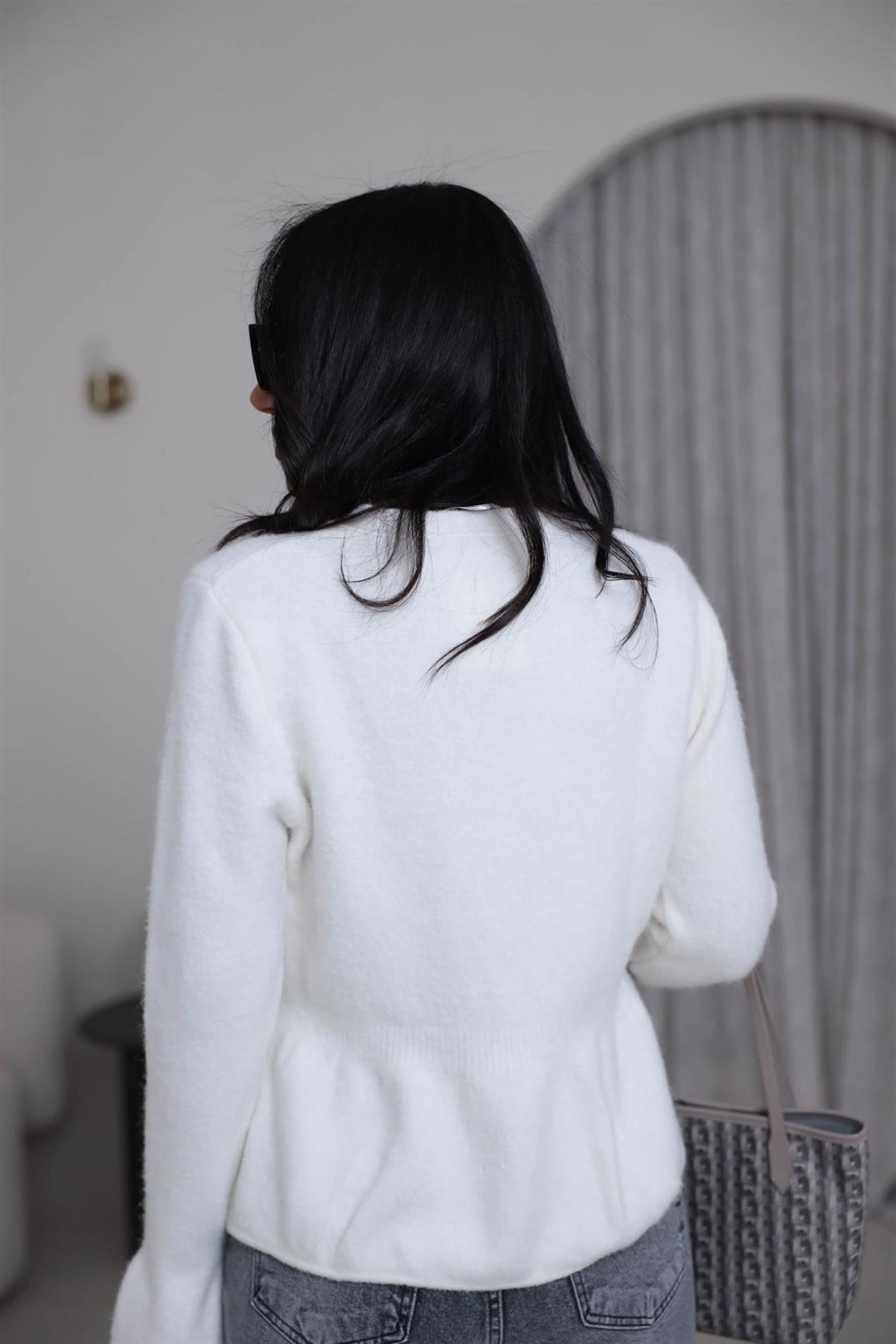 4930 V Yaka İspanyol Kol Peplum Hırka EKRU