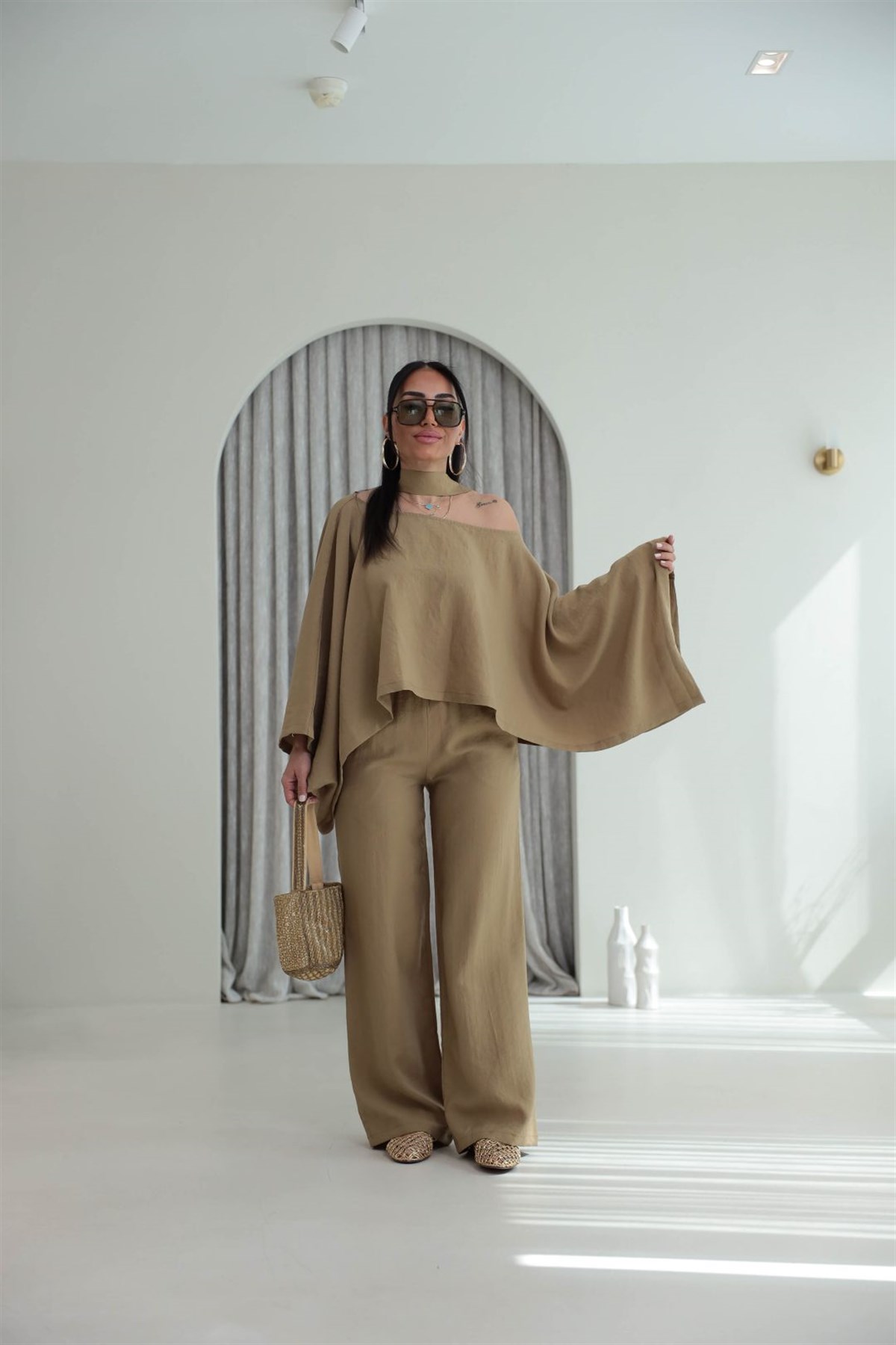 Fular Detaylı Pelerin Bluz Pantolon Takım OLİVE