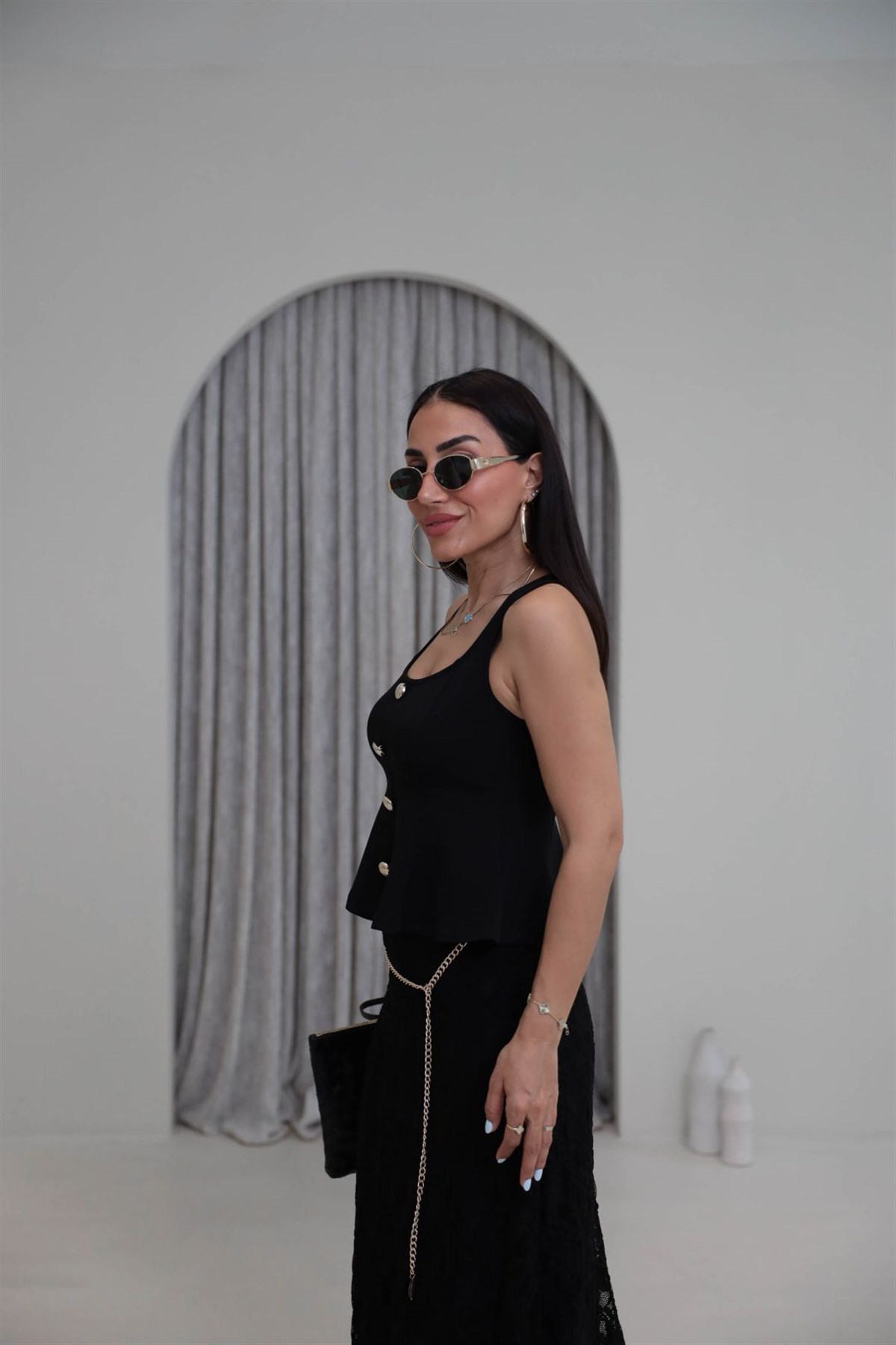 1979 Düğmeli Kare Yaka Peplum Bluz SİYAH