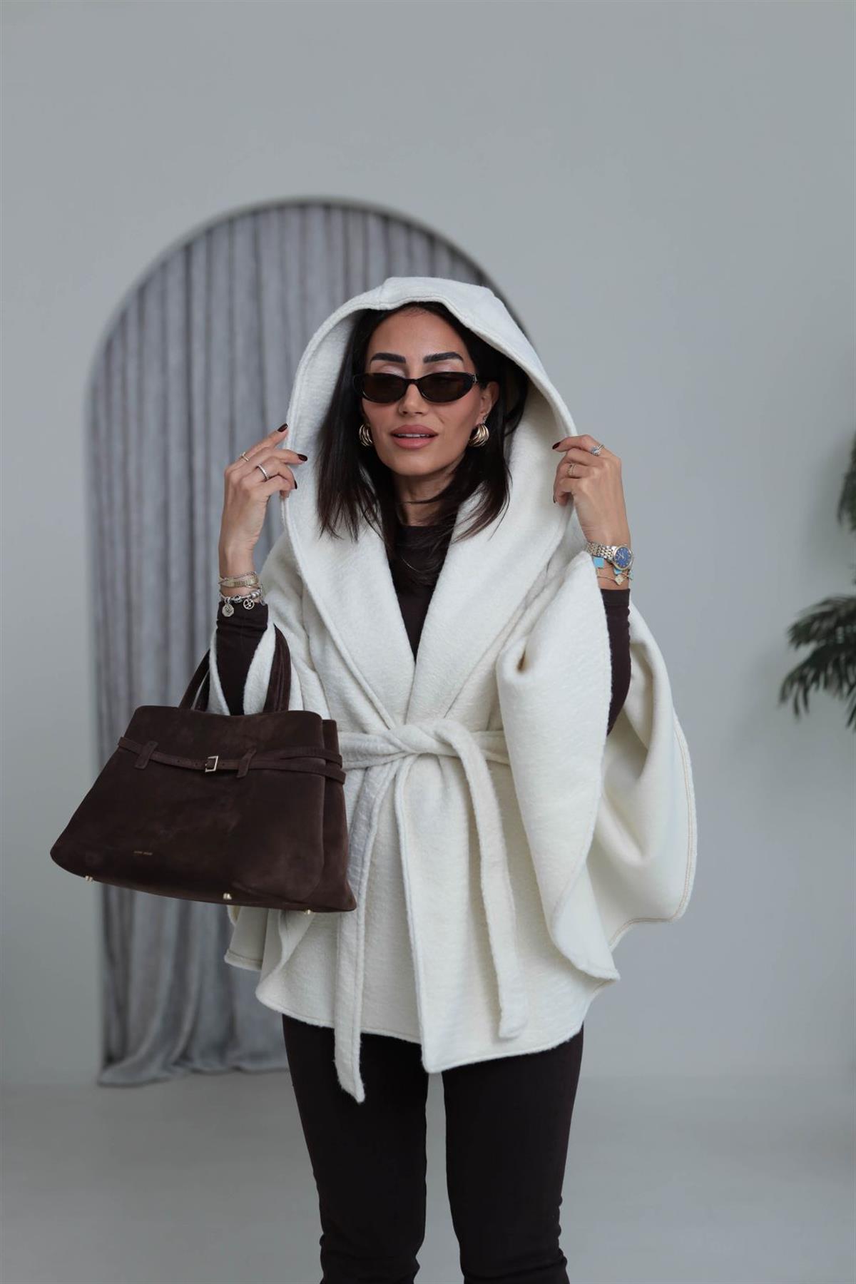 0588 Kaşe Panço Kaban KREM