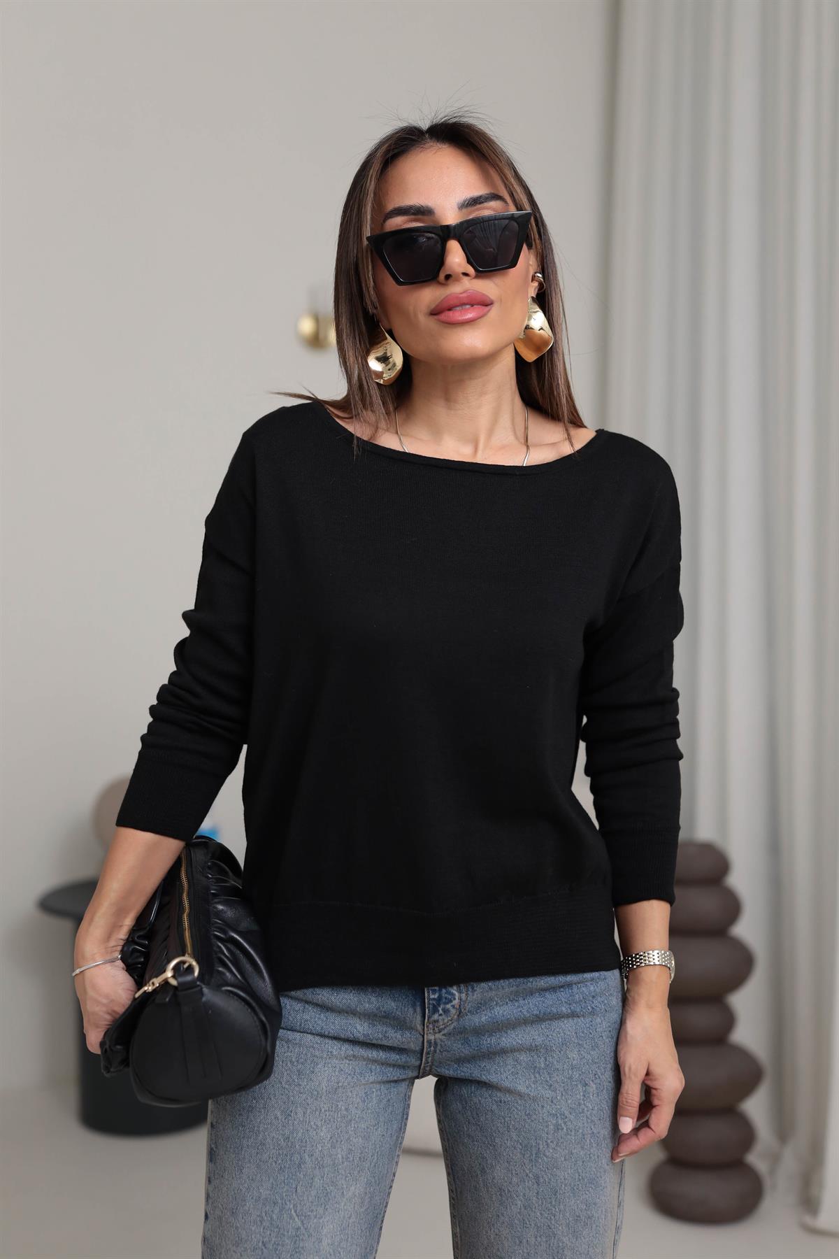 0614 Havuz Yaka Triko Bluz SİYAH