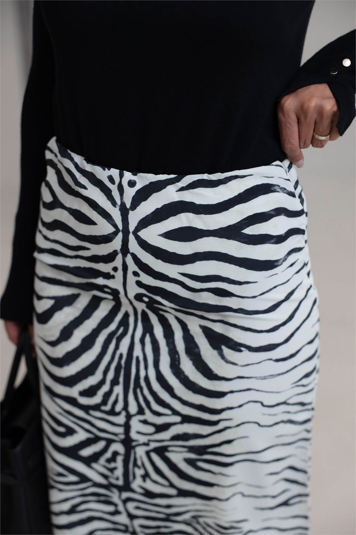 4267 Zebra Desen Astarlı Kalem Etek EKRU