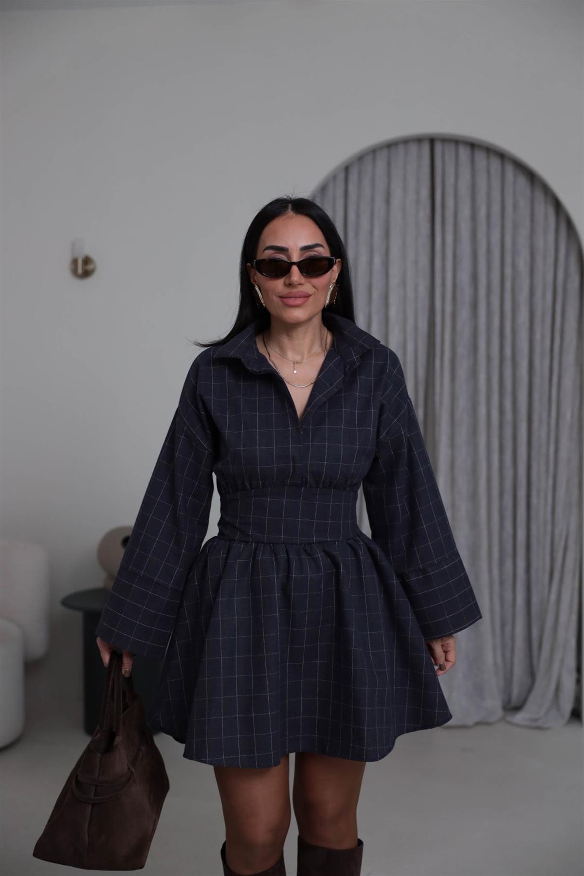 5546 Gömlek Yaka Belden Kuşaklı Desenli Elbise KAHVE